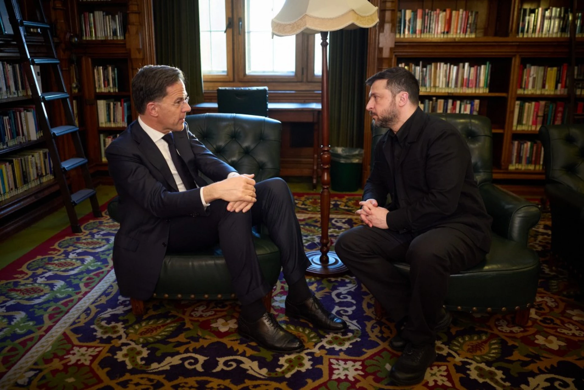 Зеленський обговорив із Марком Рютте посилення української ППО та розширення програми PURL