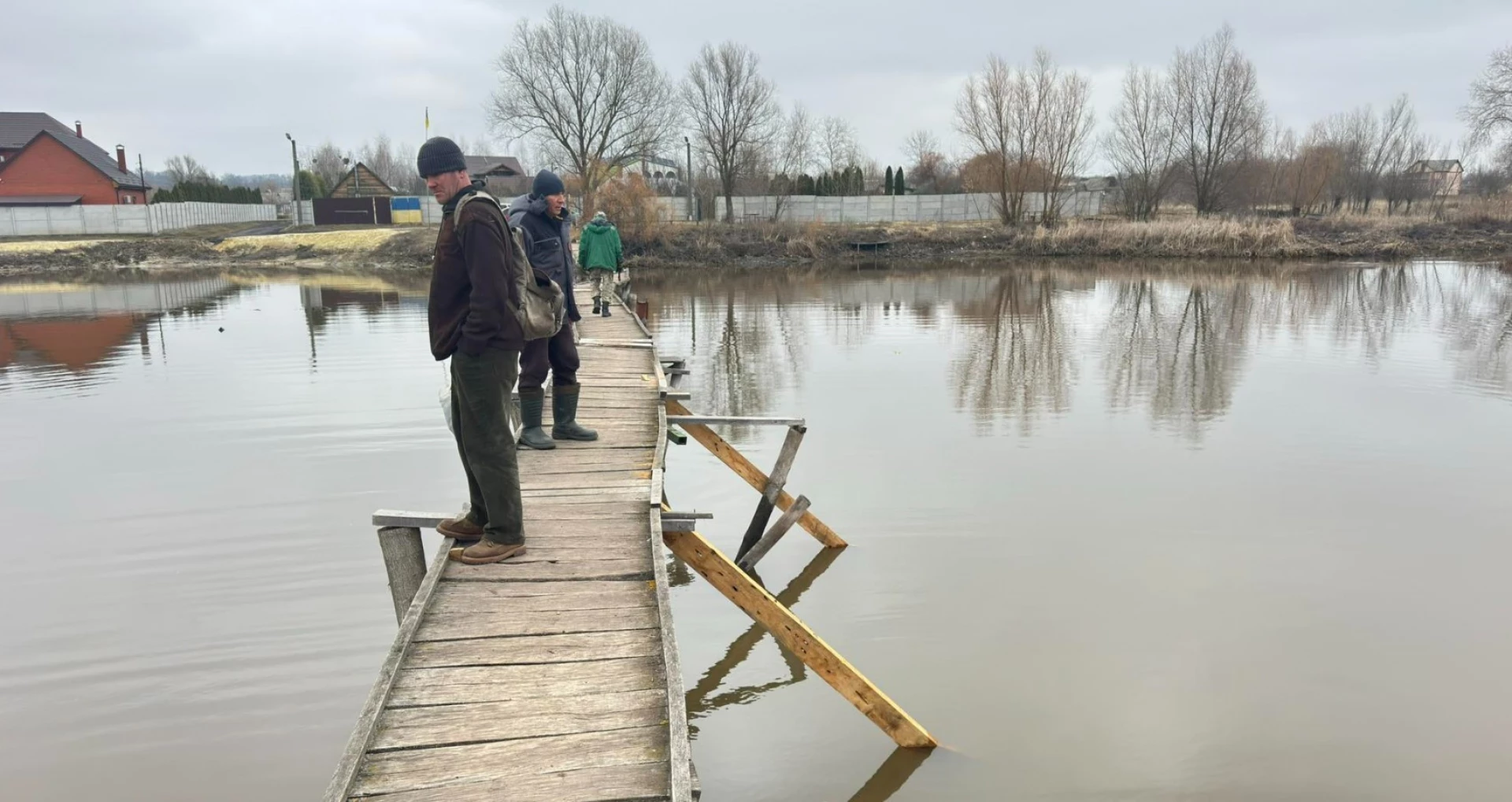Між берегами річки Тясмин відновили міст