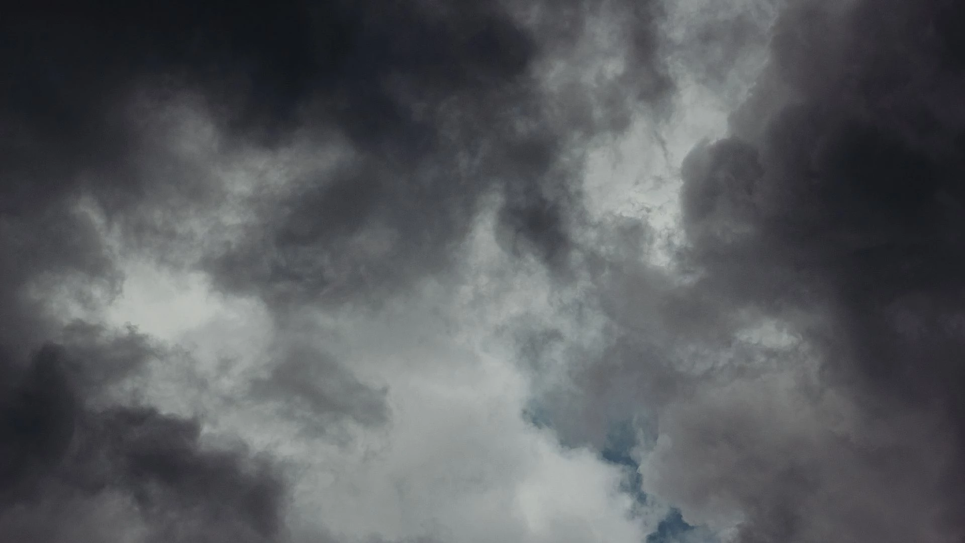 У Черкасах оголосили попередження про погіршення якості повітря