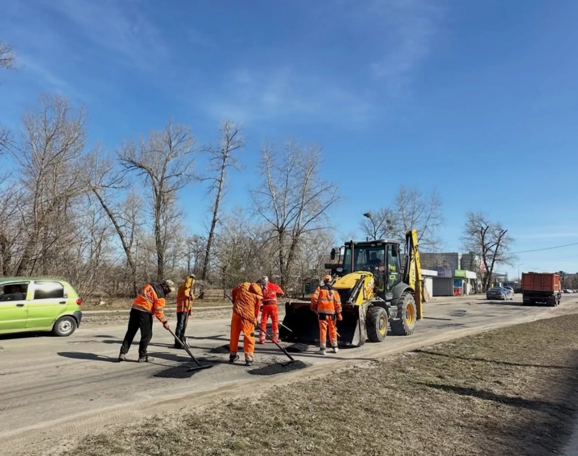 Ямковий ремонт доріг у Каневі завершили на 90% — міська рада.