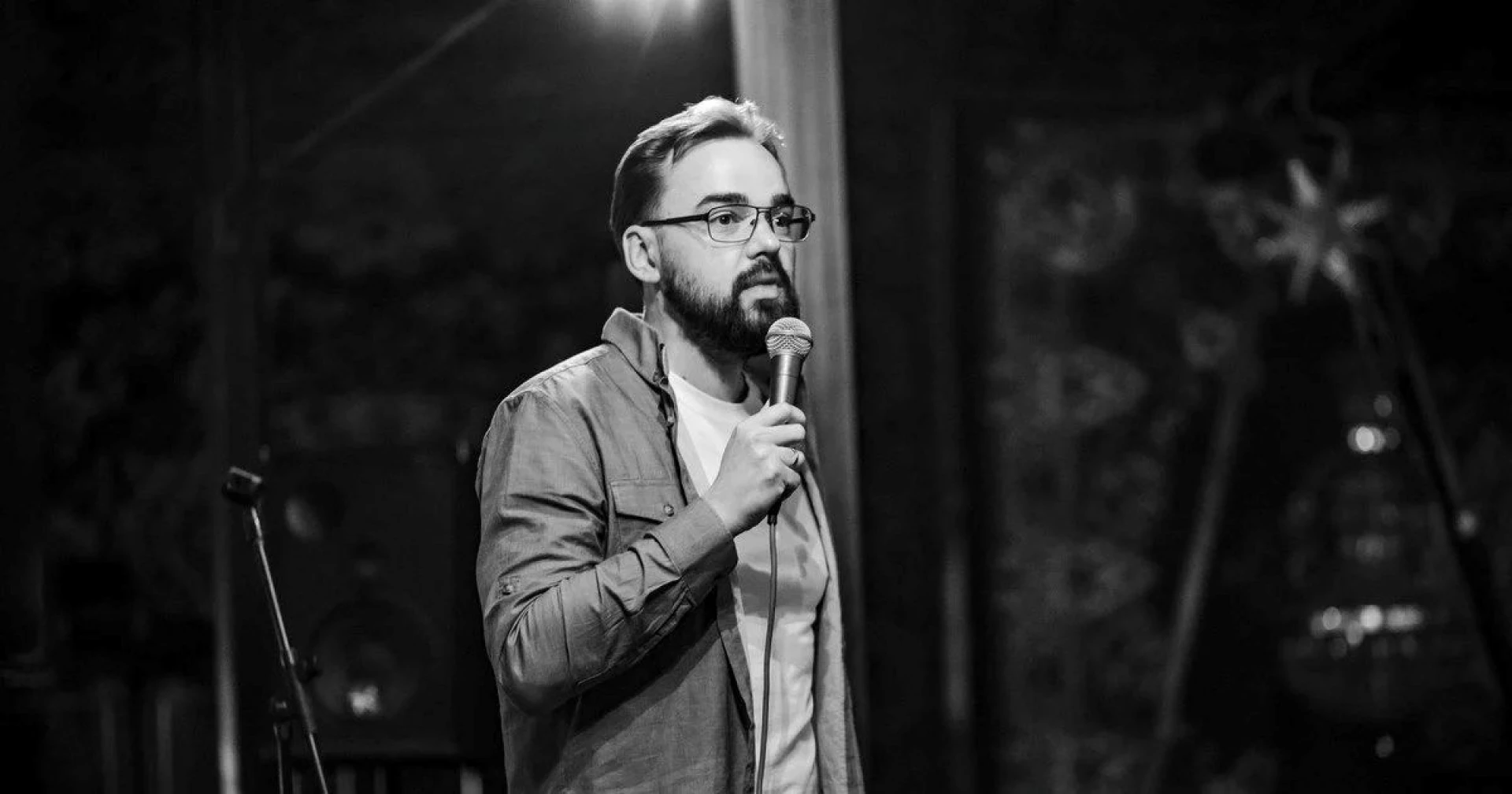 Рятуючи поранених, загинув стендап-комік Артур Петров