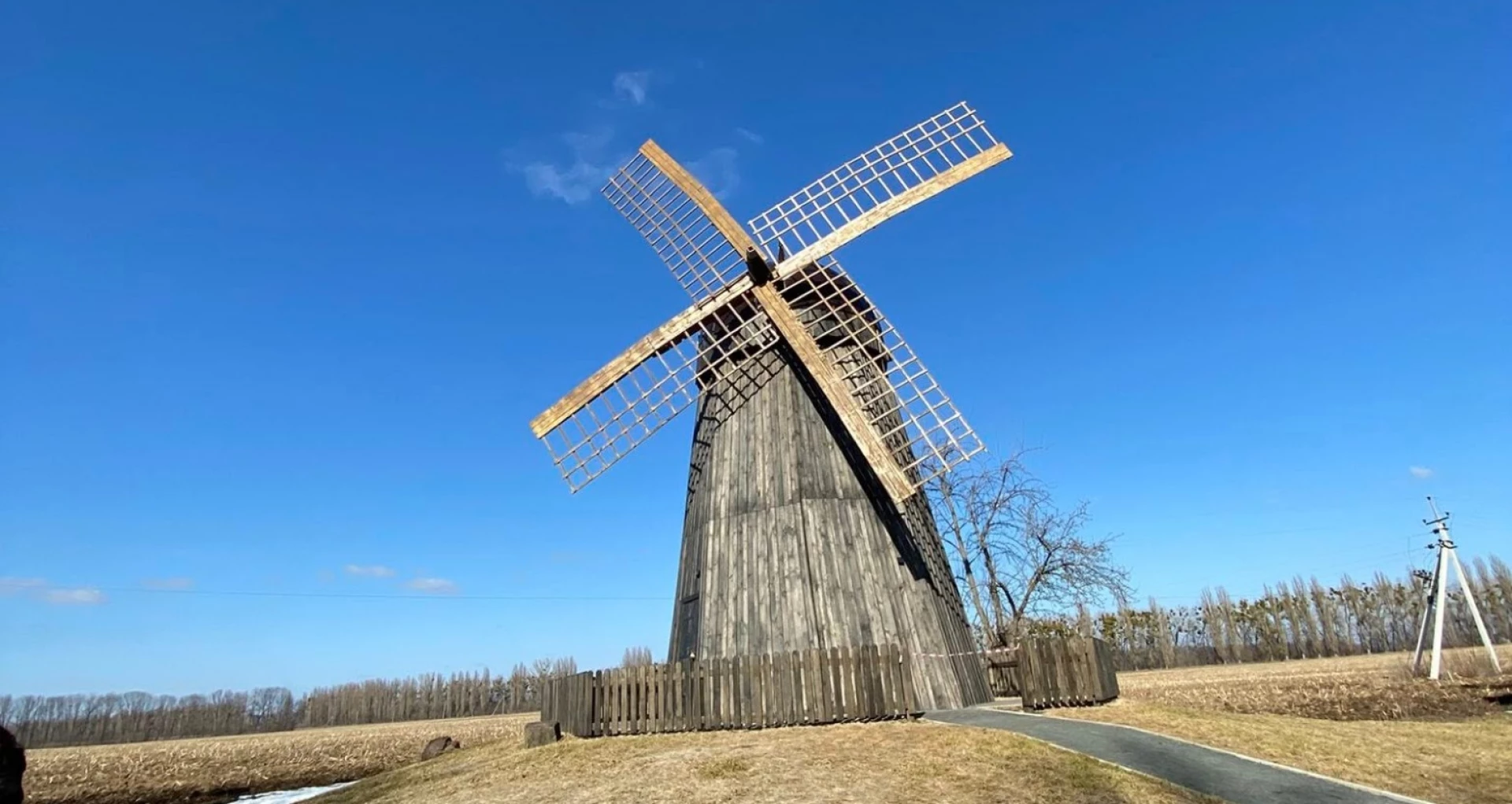 На Черкащині зберігся дерев’яний вітряк часів дитинства Тараса Шевченка