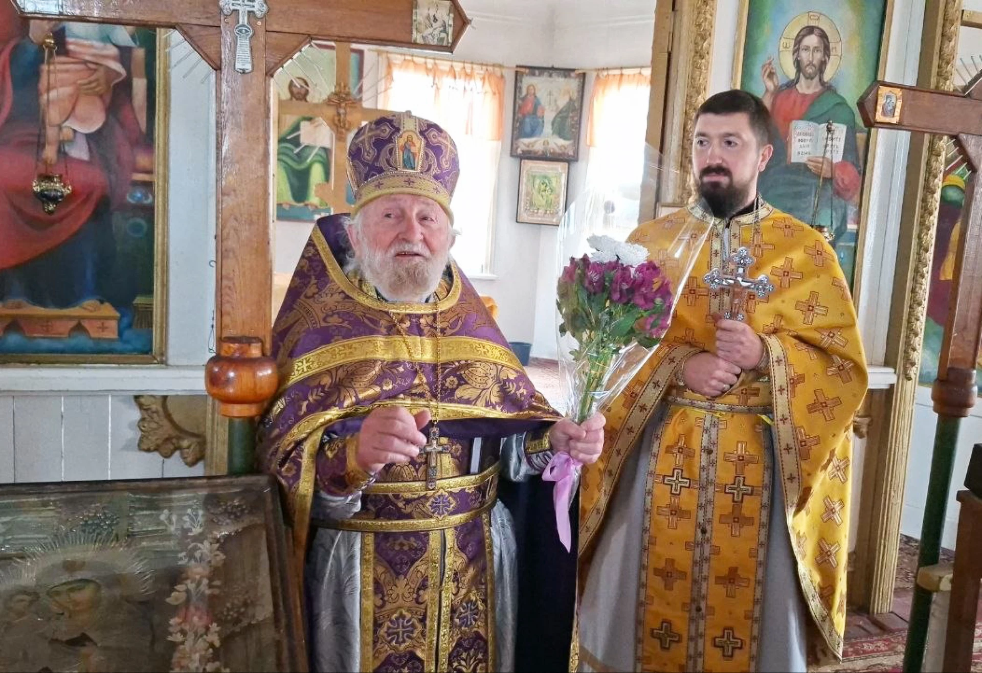 У храмі Черкащини, який перейшов до ПЦУ, вперше провели службу українською мовою