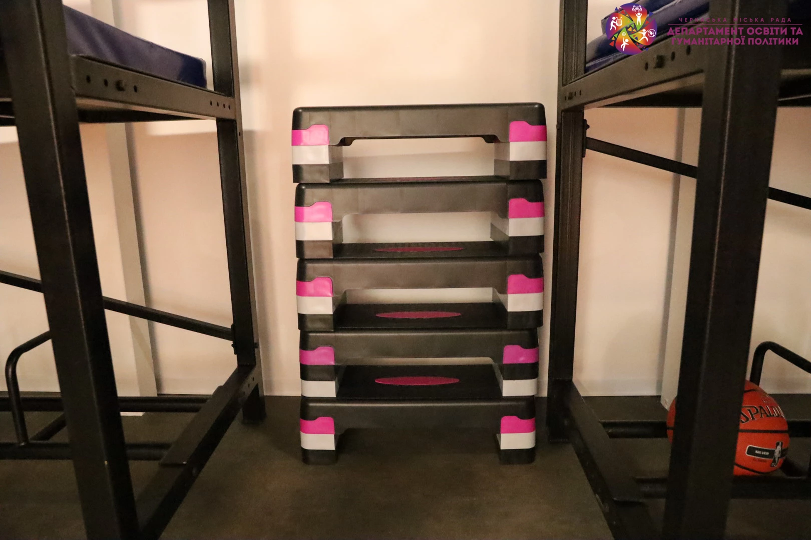 Оновлений спортзал відкрили у Першій міській гімназії Черкас. Фото