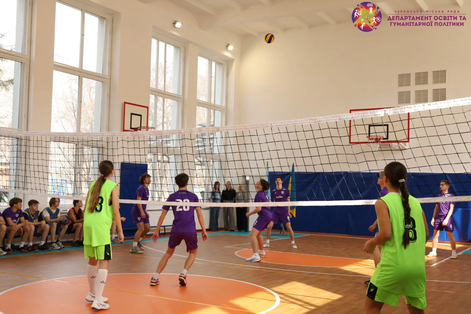 Оновлений спортзал відкрили у Першій міській гімназії Черкас. Фото