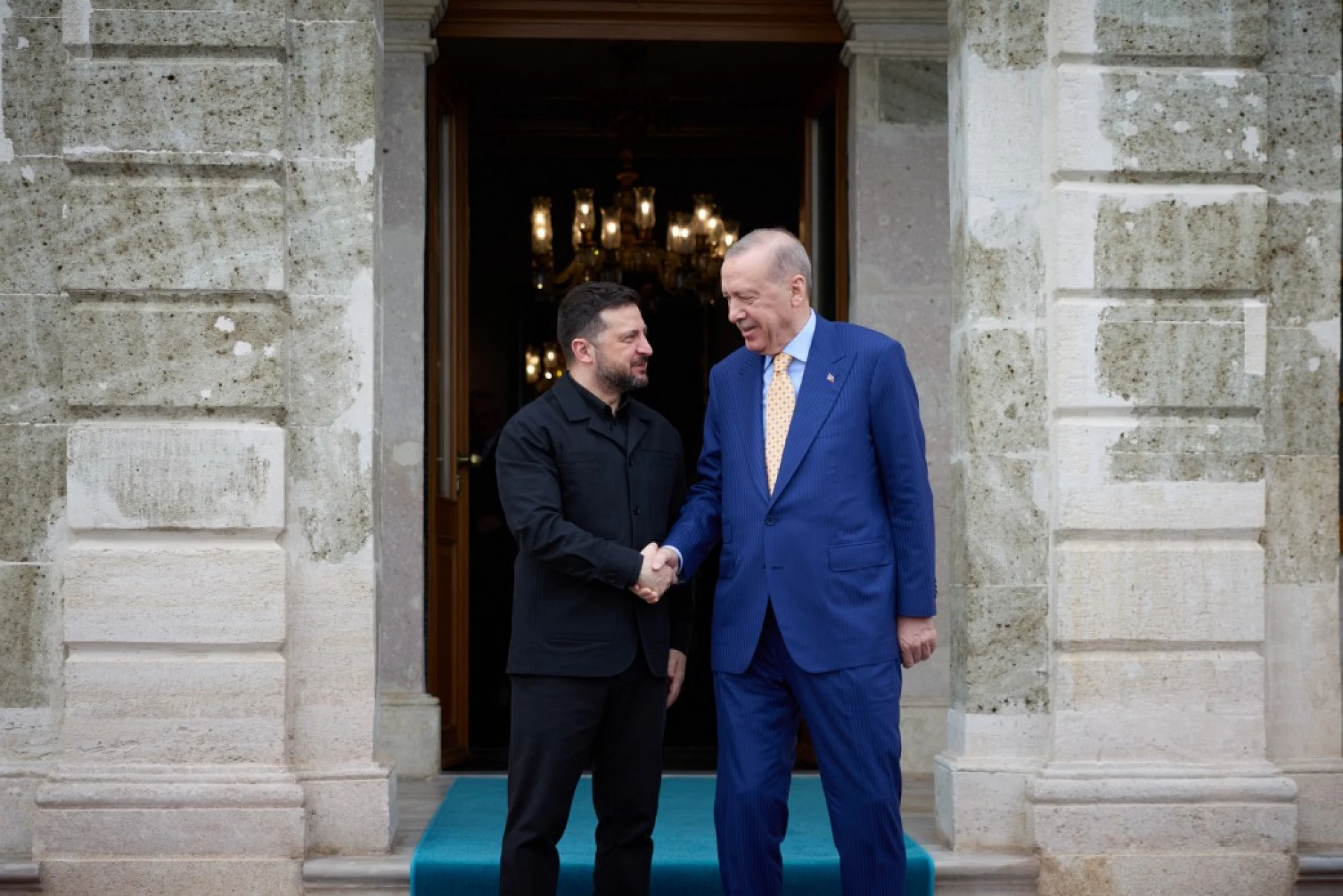 Президенти України і Туреччини обговорили зміцнення співпраці у сферах безпеки та енергетики