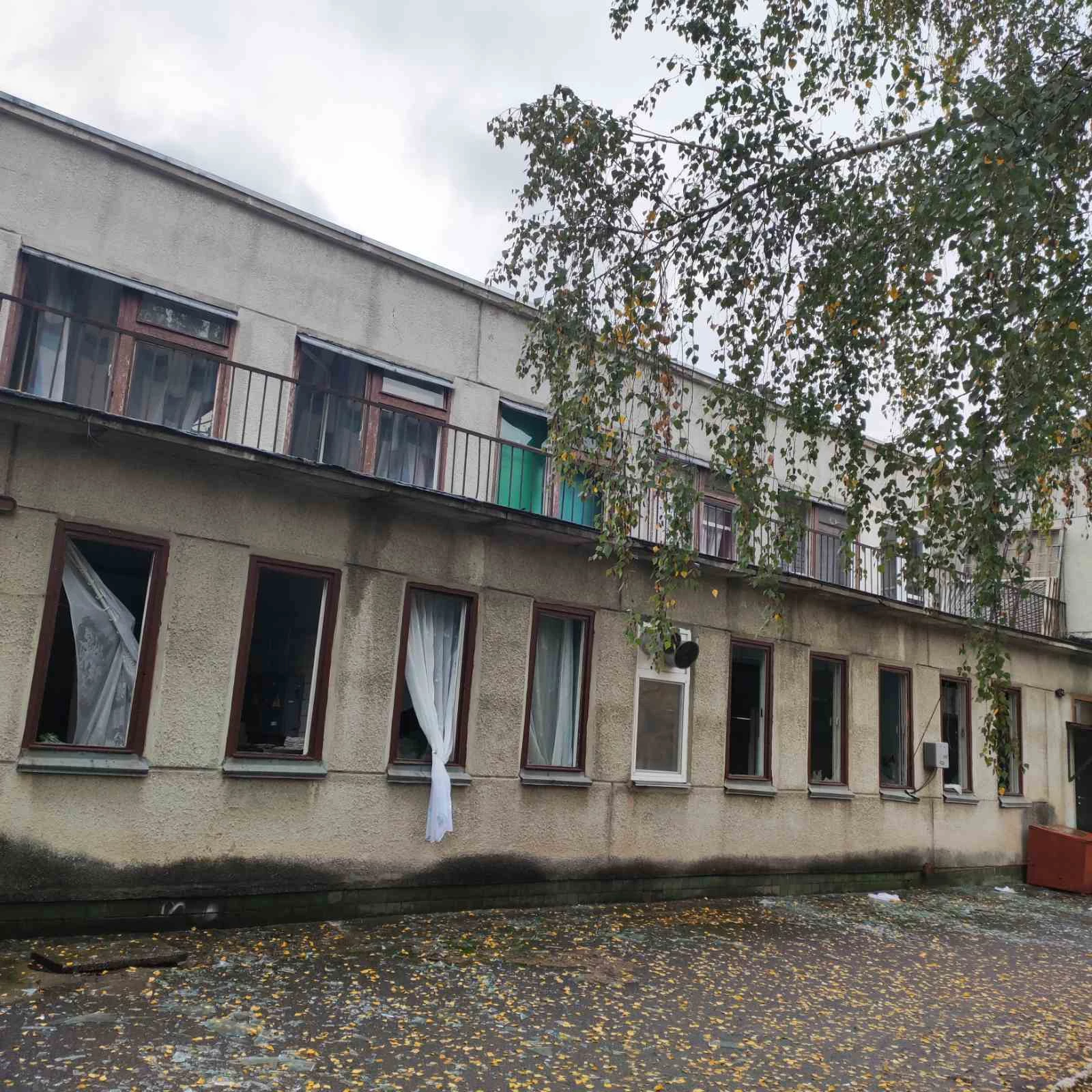 У Каневі замінили понад 1500 вікон, пошкоджених обстрілом РФ