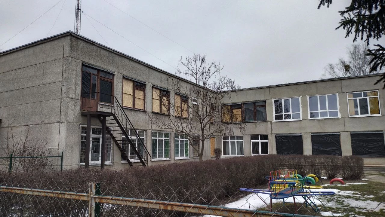 У Каневі замінили понад 1500 вікон, пошкоджених обстрілом РФ