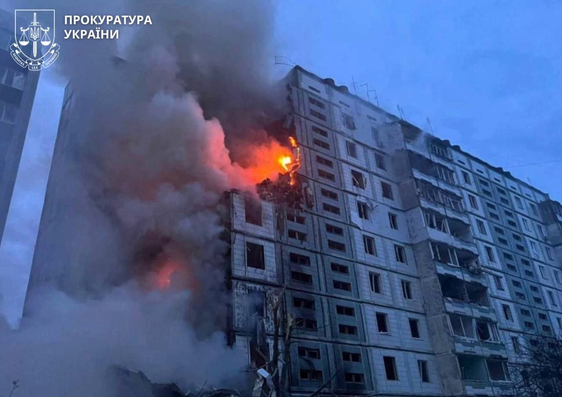 Вкрали 1,4 млн грн на відбудові багатоповерхівки в Умані, яку атакувала ракета РФ