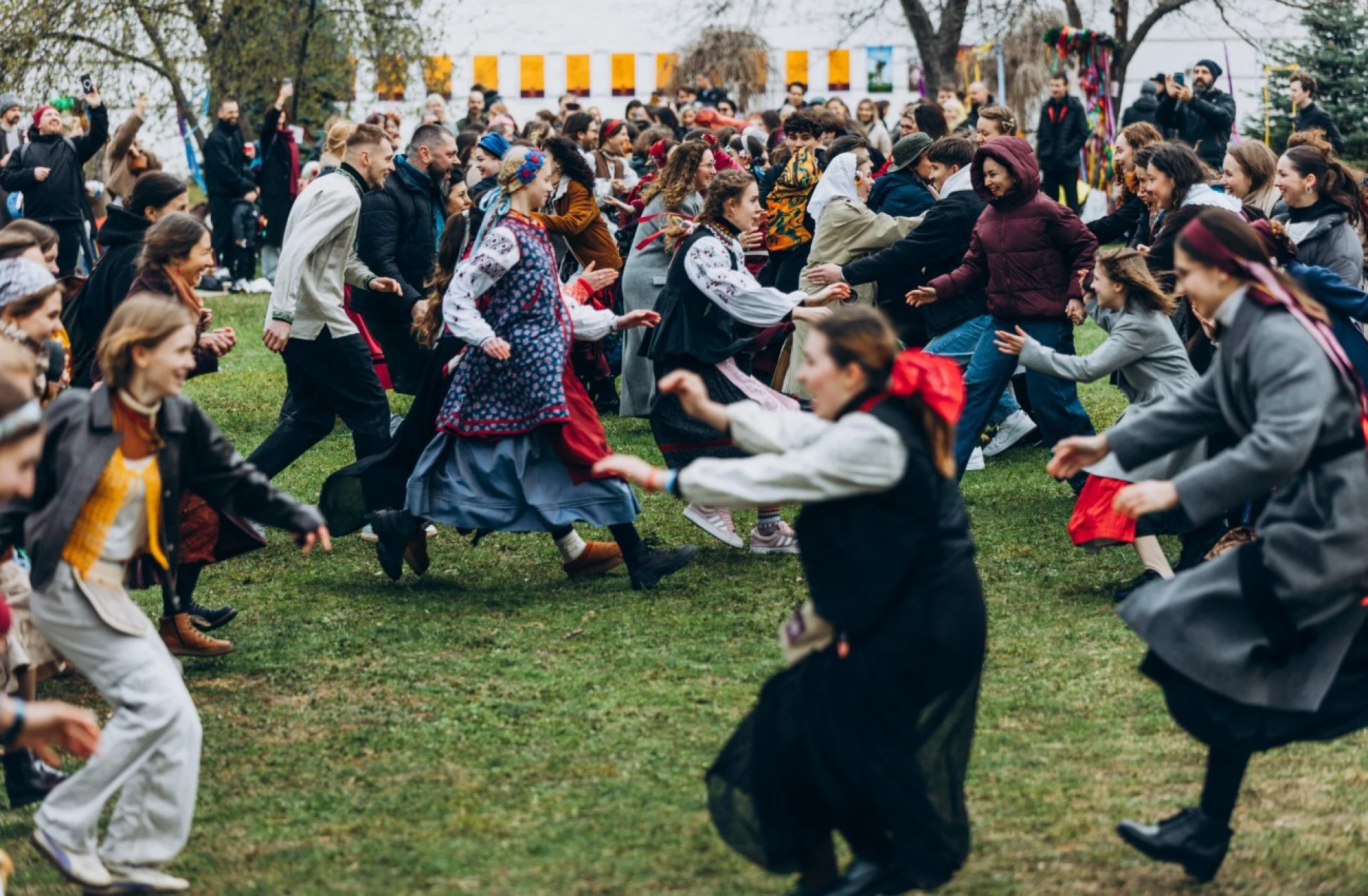 У Софії Київській зустріли яскравий Великдень-2026: фото