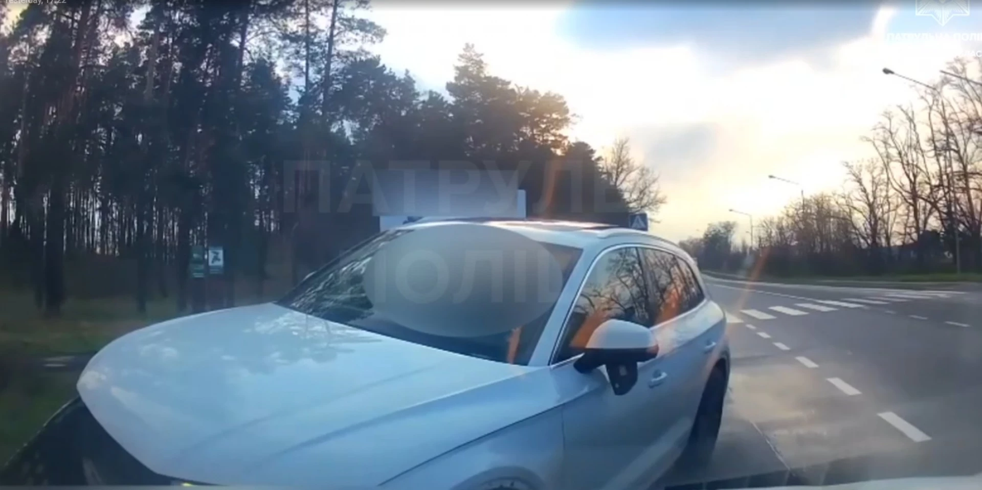 У Черкасах п’яна водійка Audi намагалася втекти від патрульних. Відео