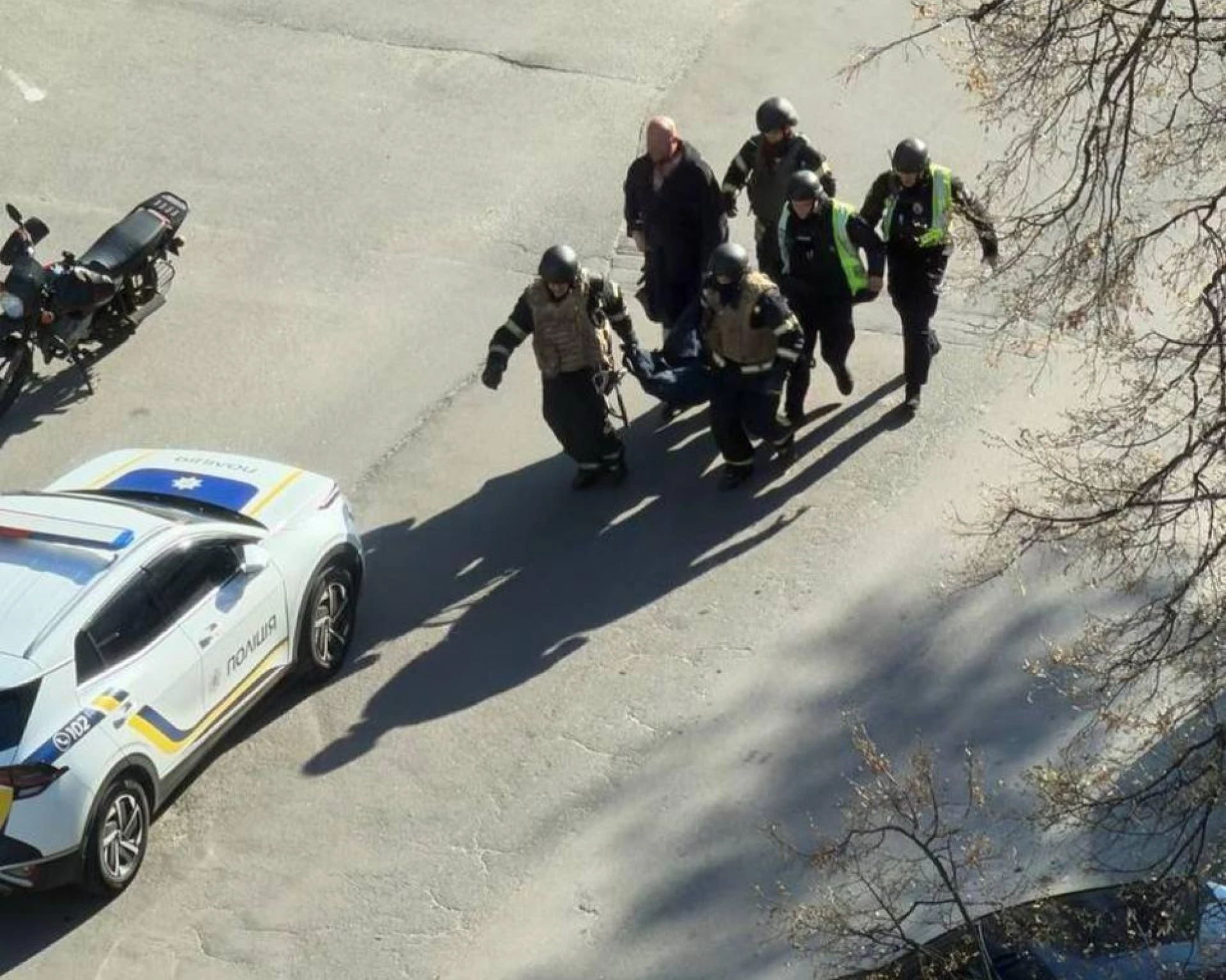 Стрілянина в Голосіївському районі Києва: поранена дитина, триває спецоперація