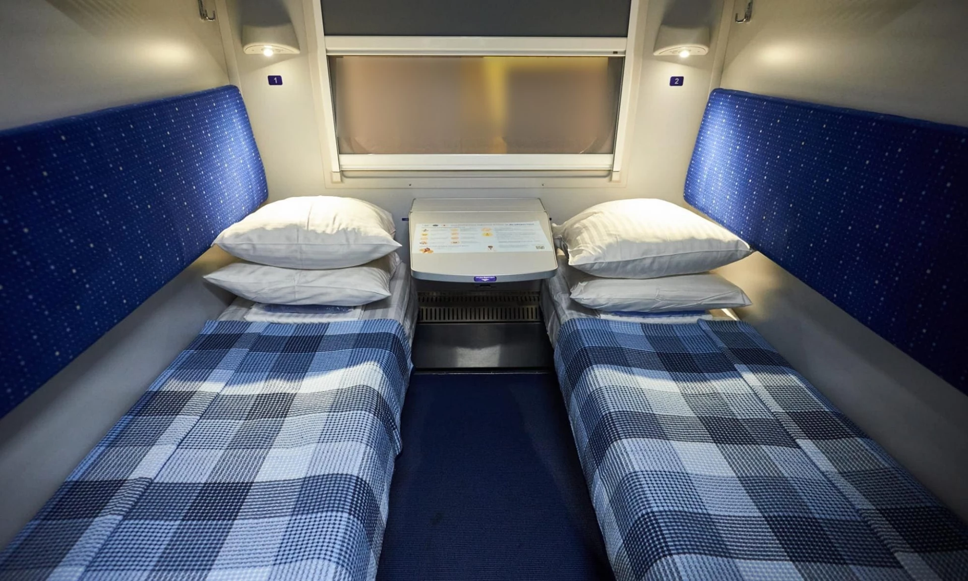 Що буде з ціною на квитки у вагонах СВ (люкс) та 1 клас в «Інтерсіті»: деталі