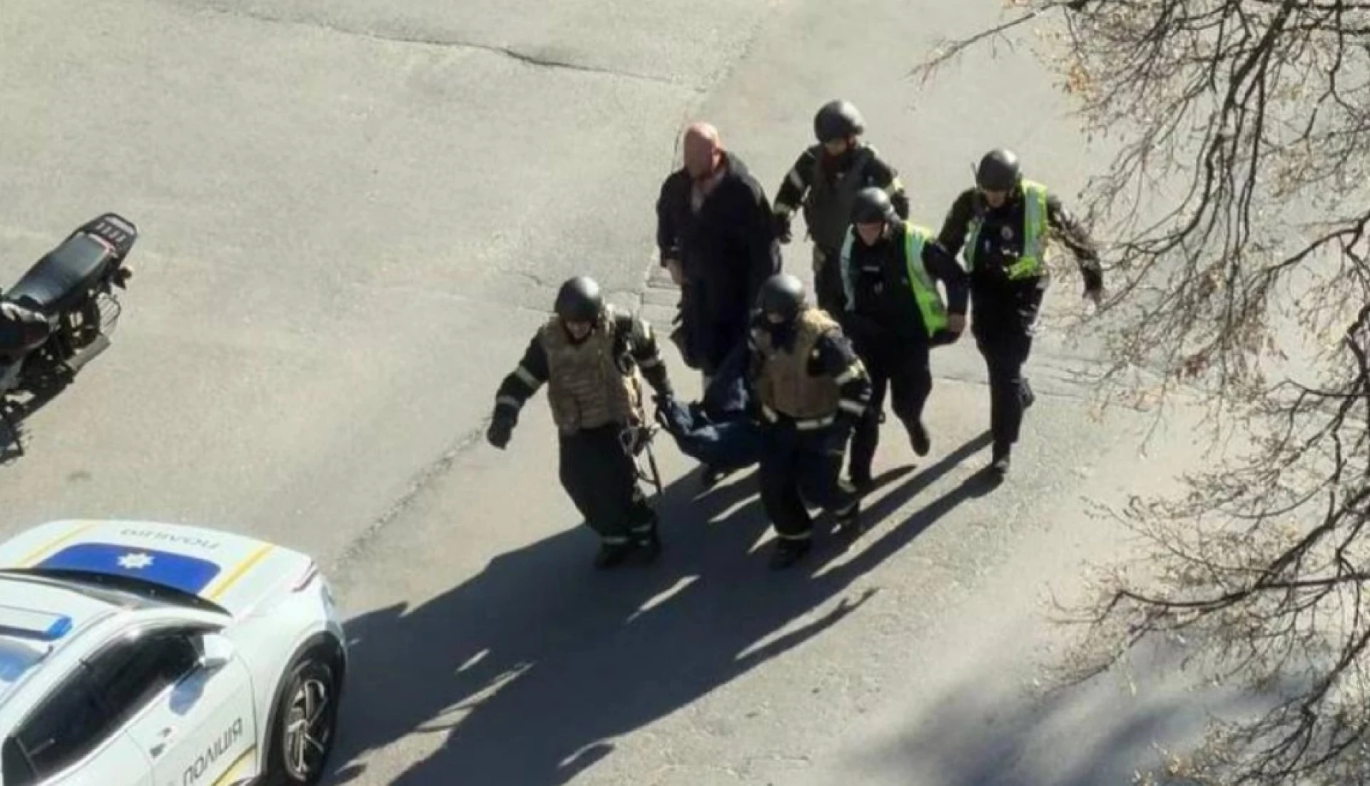 Кількість жертв київського стрілка збільшилась: в лікарні померла ще одна людина