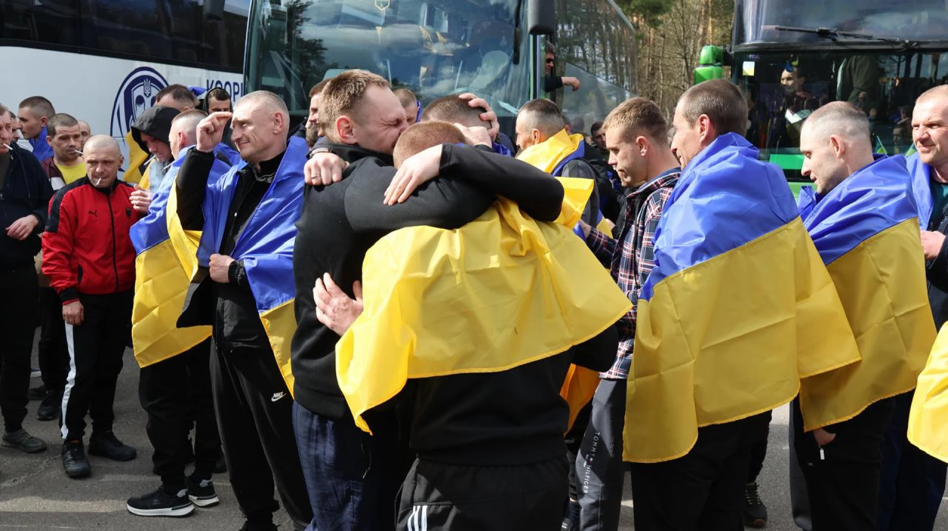 Україна повернула з полону 193 захисників, більшість утримували в Чечні