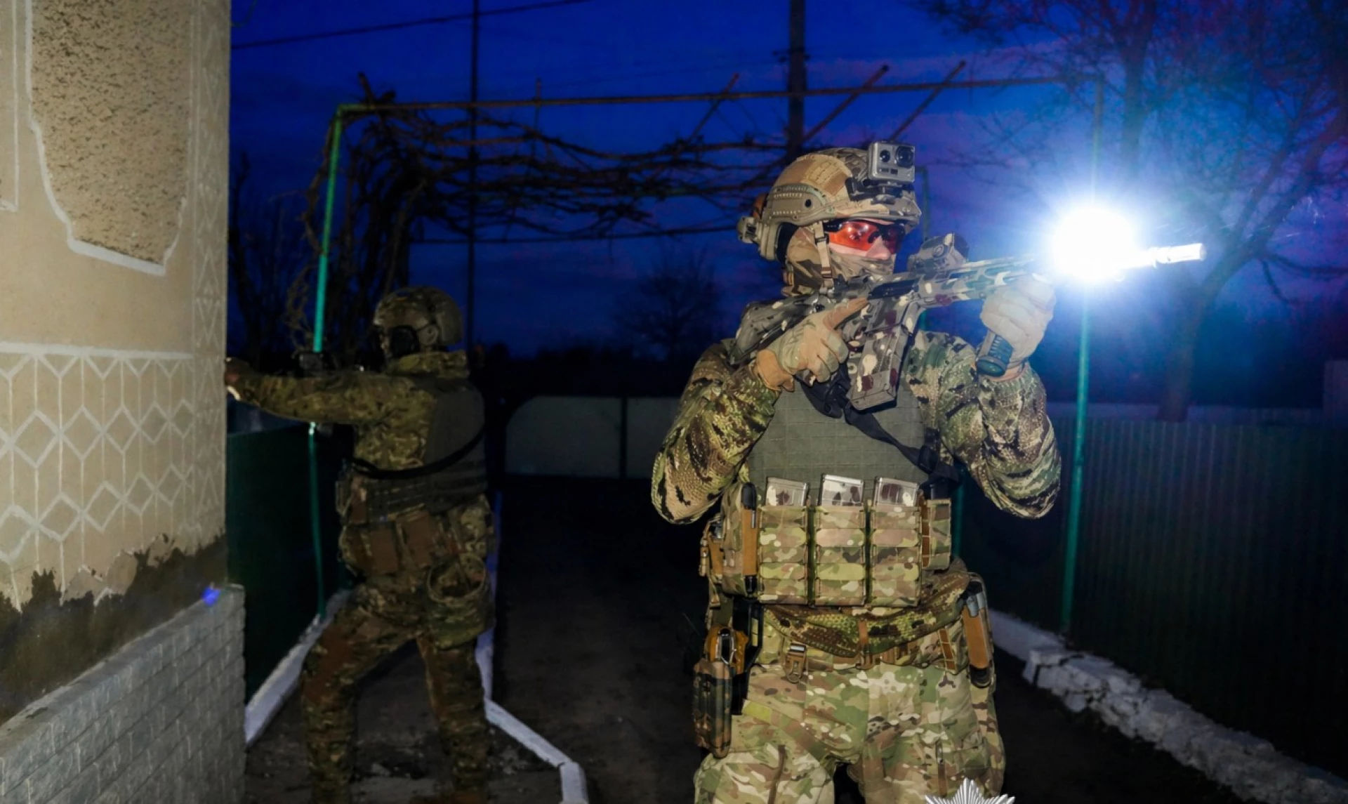 Чоловік стріляв у працівників ТЦК – на Рівненщині розпочали спецоперацію із затримання нападника