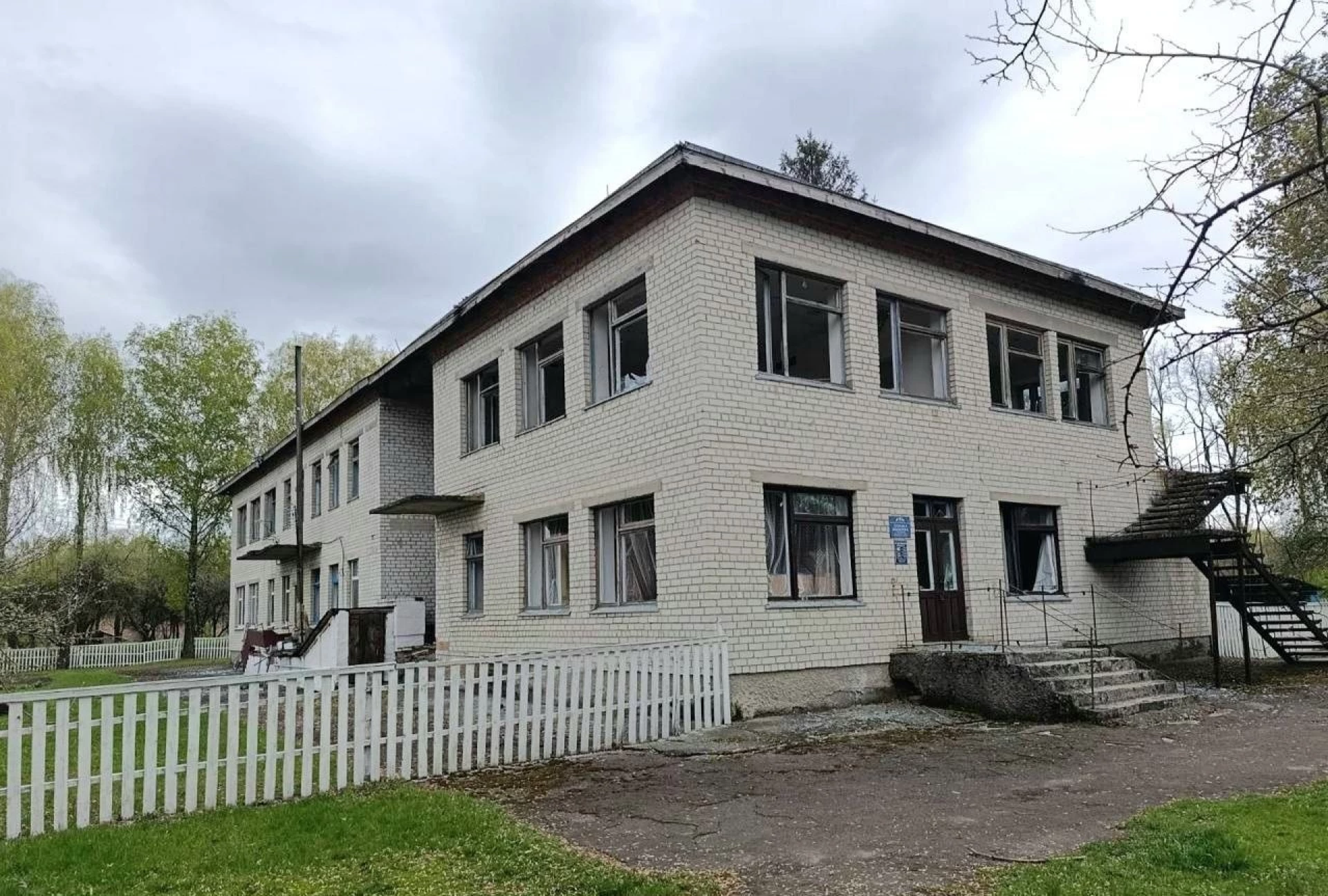 Під час російського обстрілу Черкащини пошкоджено дитячий садочок