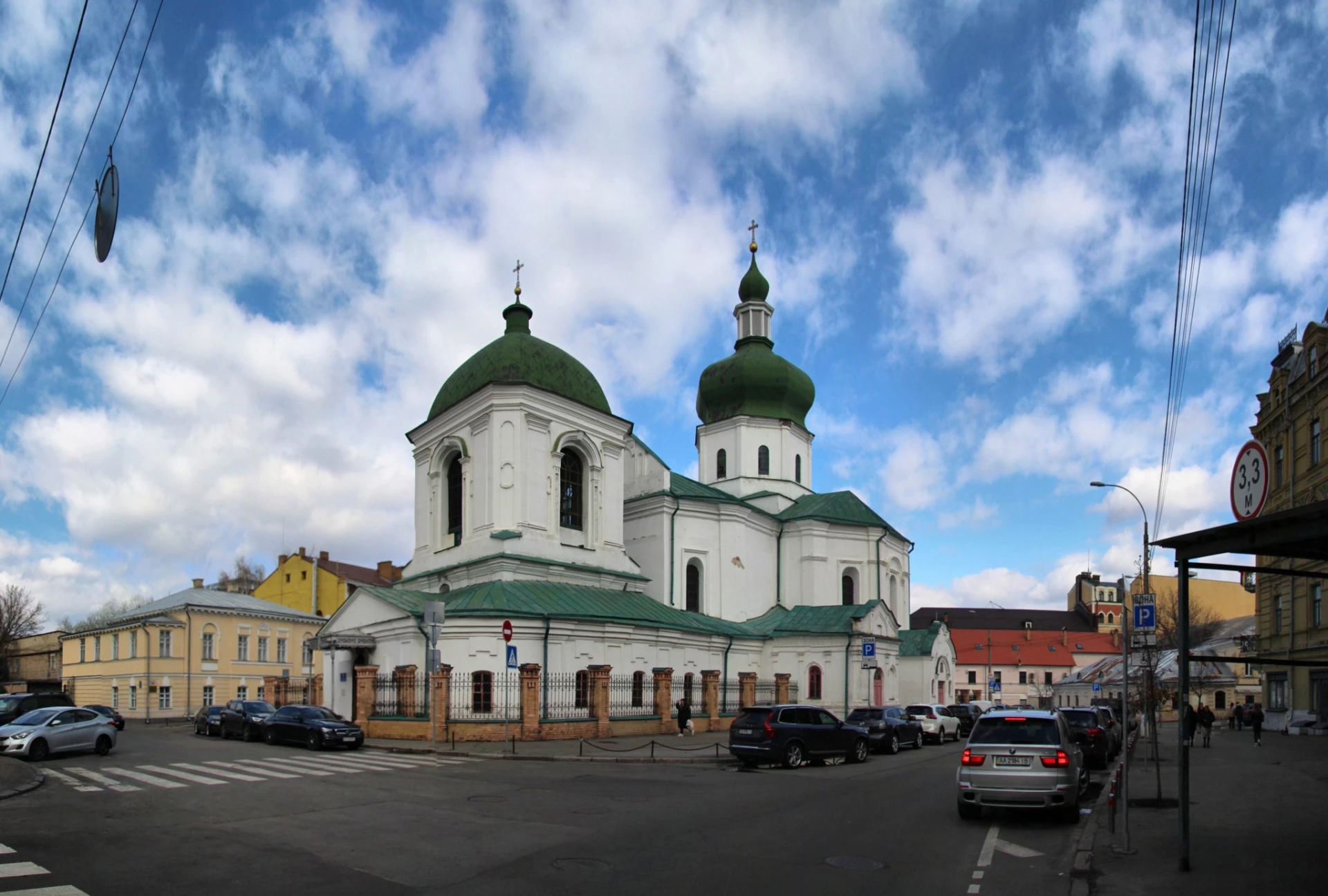 У столиці пропонують створити площу Тупталів біля церкви Миколи Притиска