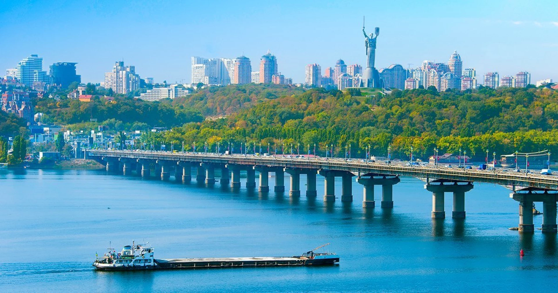 На мосту Патона тимчасово частково обмежать рух транспорту через ремонт деформаційного шва