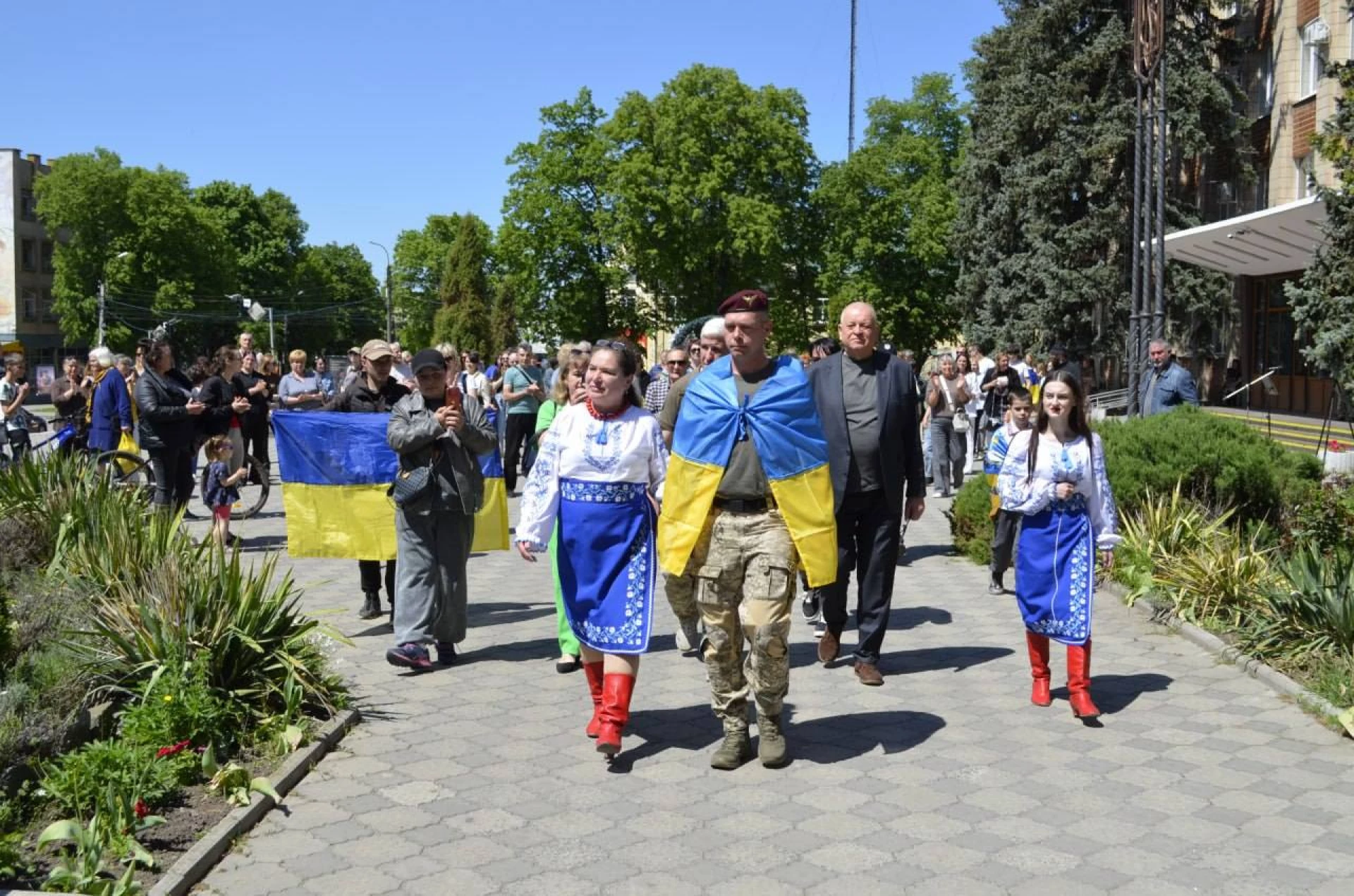 У Звенигородці зустріли військового Івана Литвина, який повернувся з полону