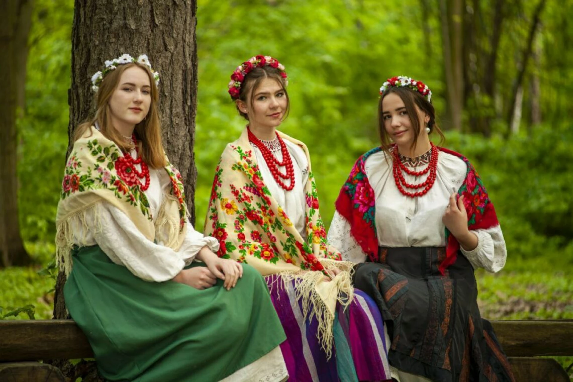 День вишиванки 2026: душевні привітання, красиві картинки та історія свята
