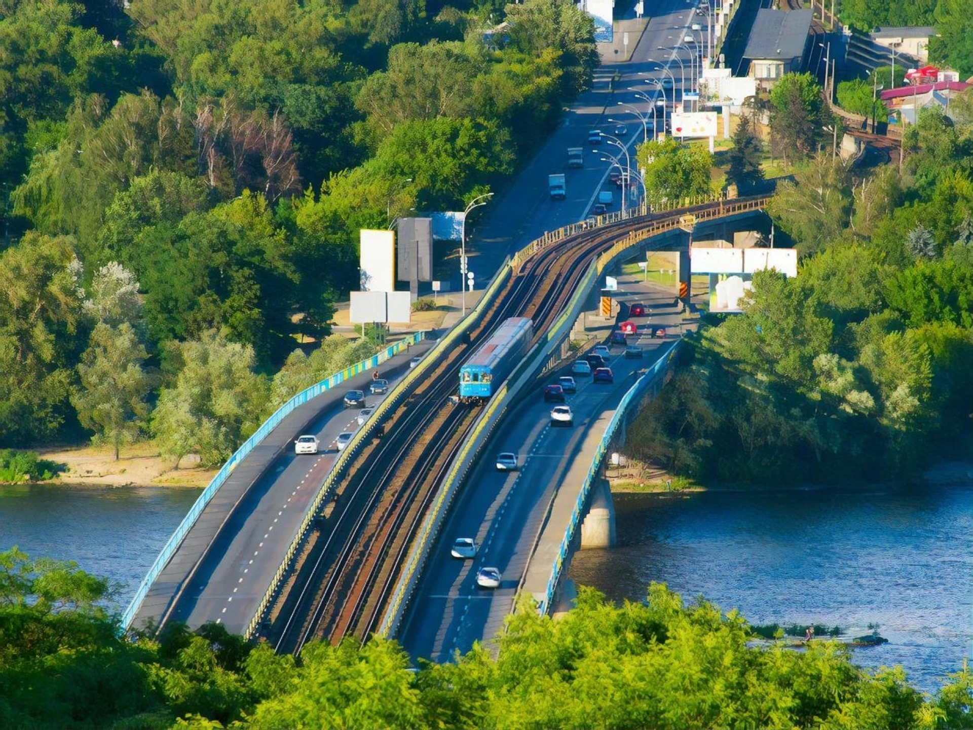 Міст Метро в Києві: історія, цікаві факти та схема руху