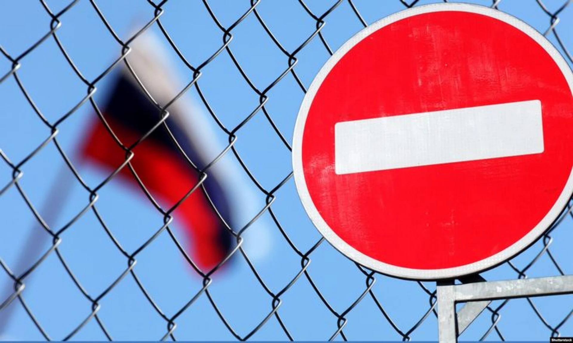 Зеленський підписав новий пакет санкцій проти російських військових і суден