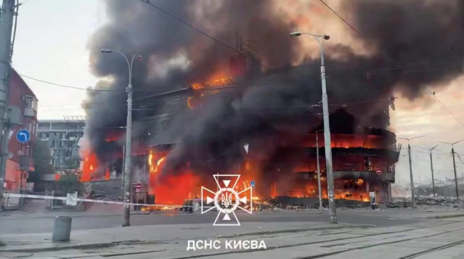 Ринок на Лук’янівці згорів вщент