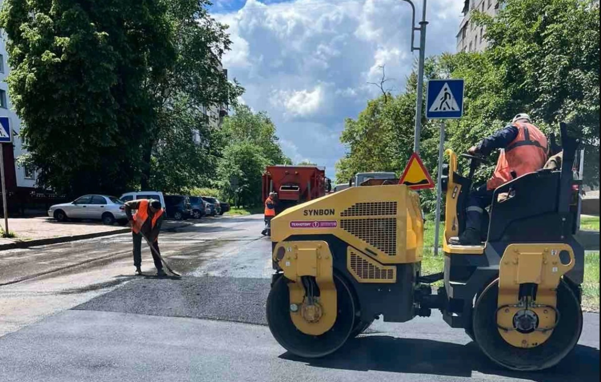 Залатали ями на вулиці Пастерівській у Черкасах