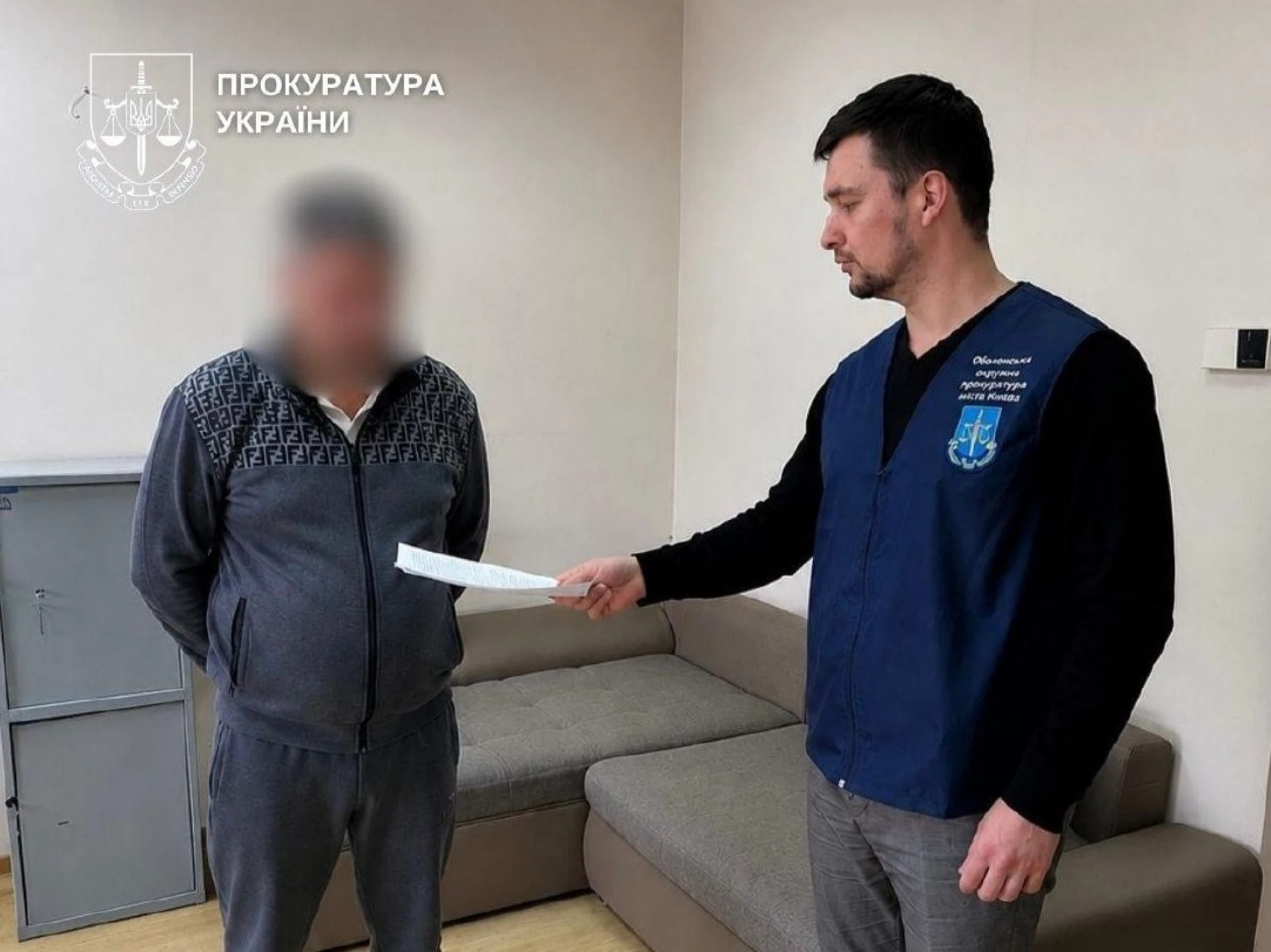 Киянину за 4 тис дол. обіцяли бронювання через «роботу» двірником