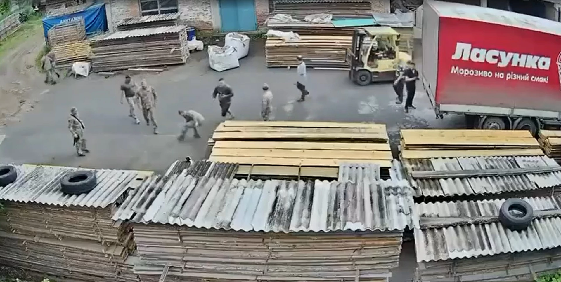У ТЦК розповіли свою версію подій на підприємстві Звенигородки, де лунали постріли