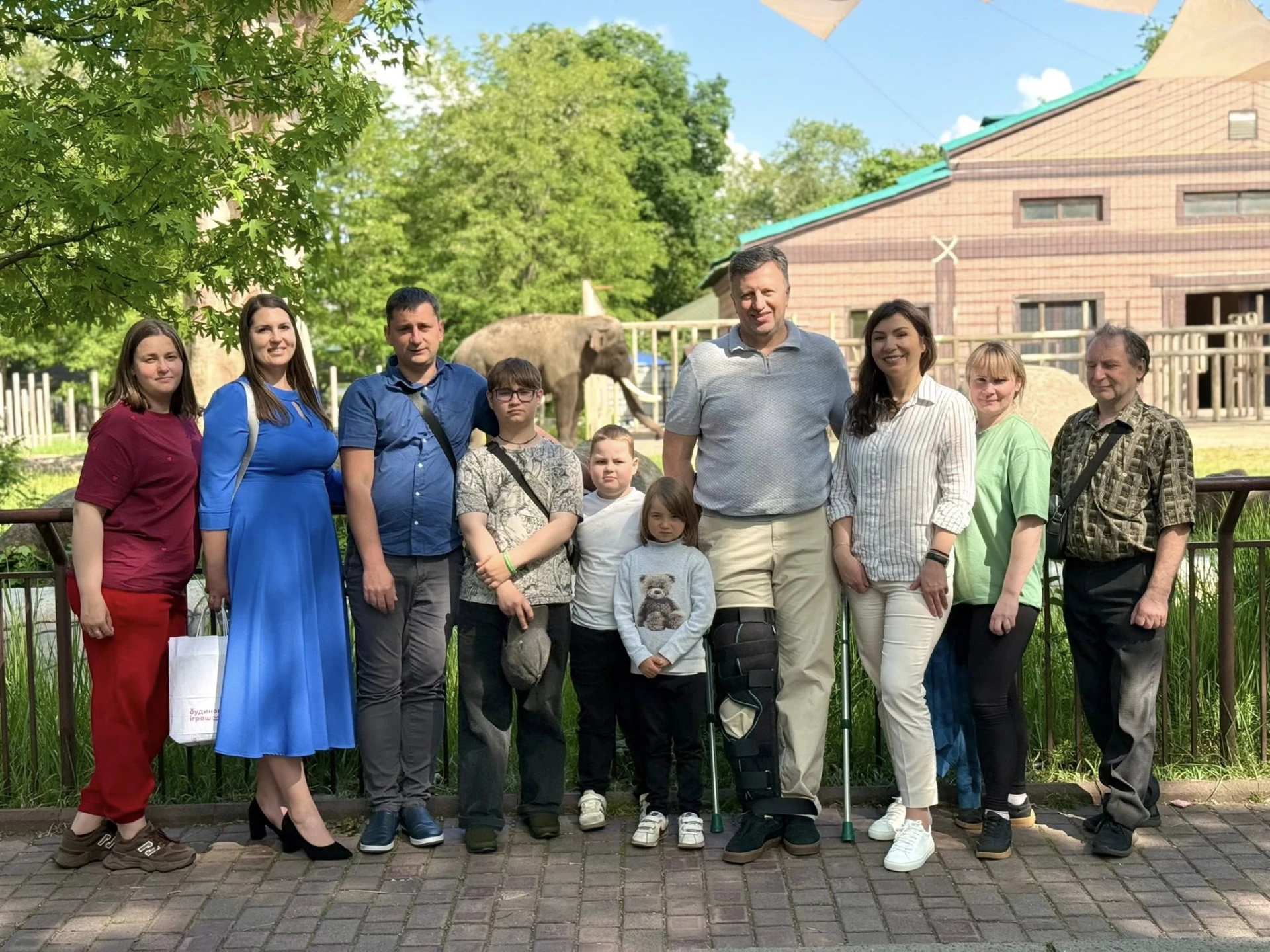 Від планової вакцинації до трансплантації в Києві: історія 10-річної Вероніки