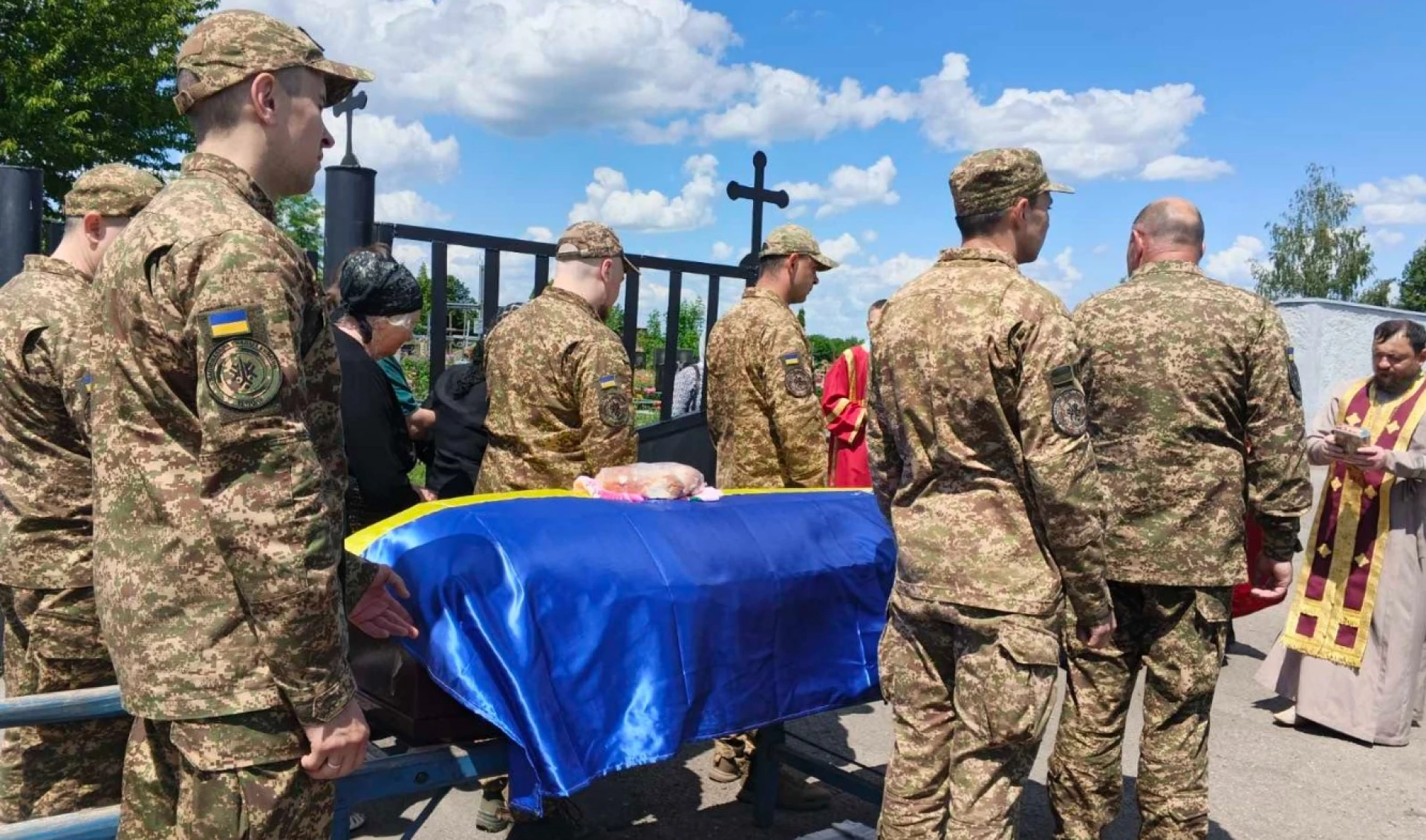 Черкащина втратила чотирьох захисників: громади прощаються з Героями