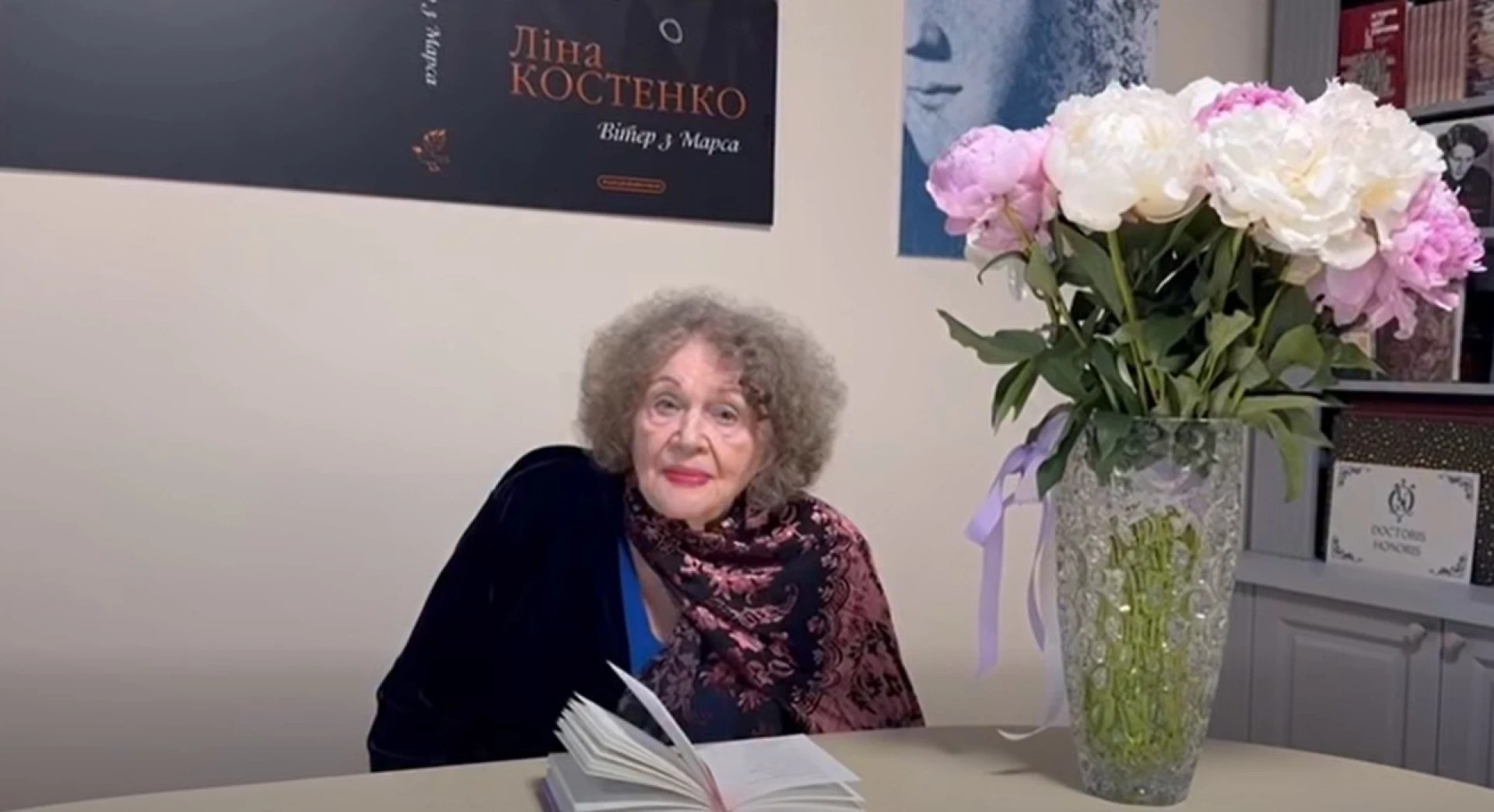 Ліна Костенко записала свій культовий вірш «Крила» для «Птахів Мадяра»
