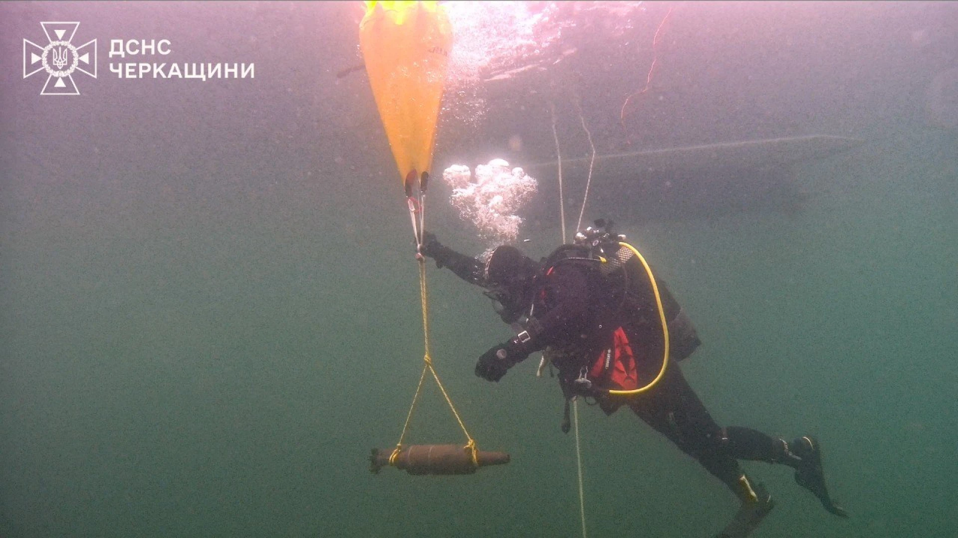 На Черкащині водолази-сапери щодня обстежують і розміновують водойми, – ДСНС