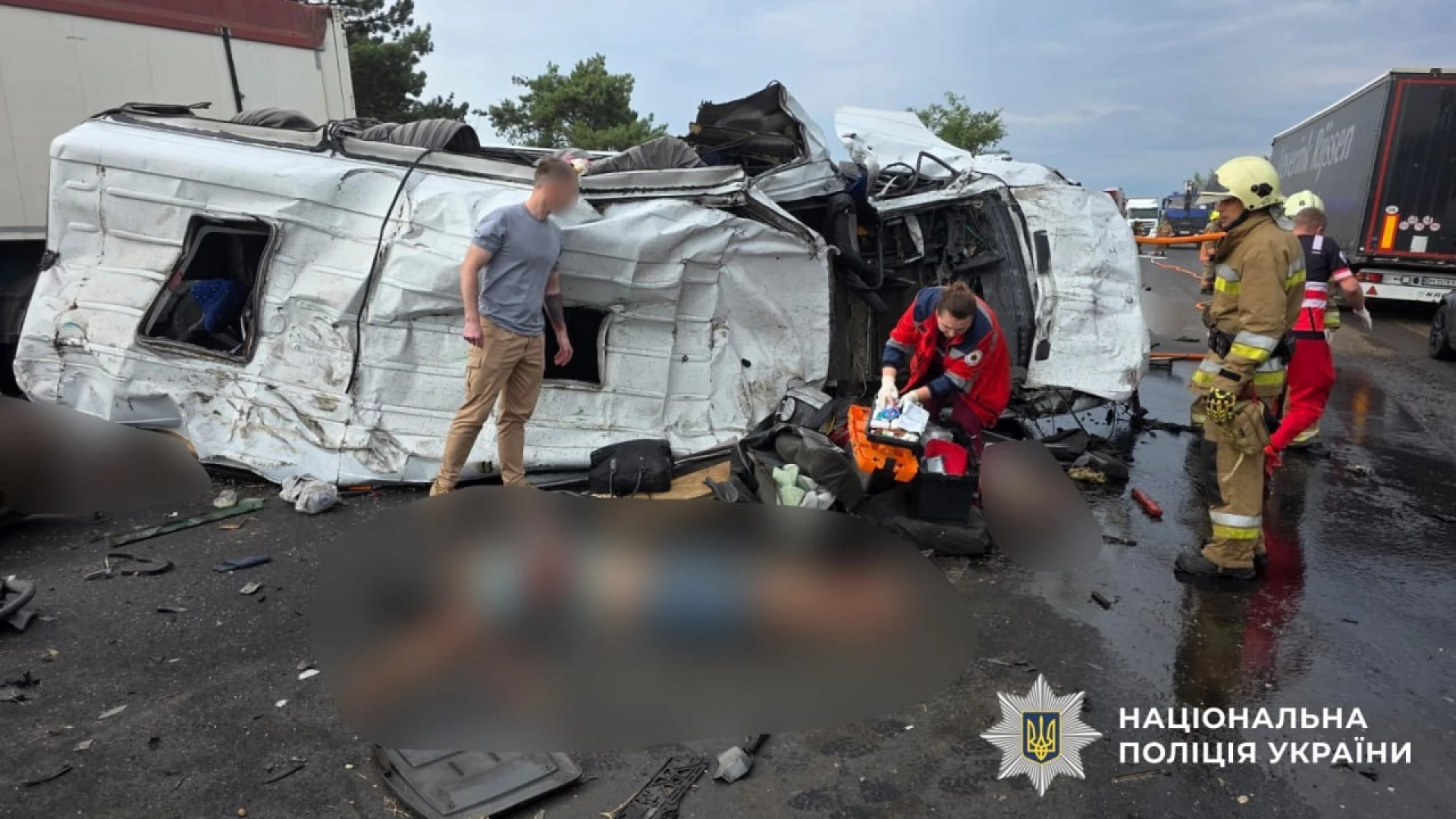 У ДТП на Миколаївщині загинули 9 людей
