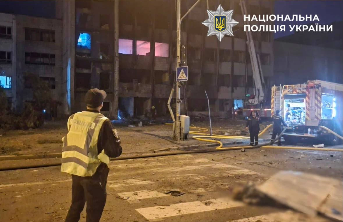 У столиці документують наслідки атаки рф: пошкодження зафіксували в семи районах Києва