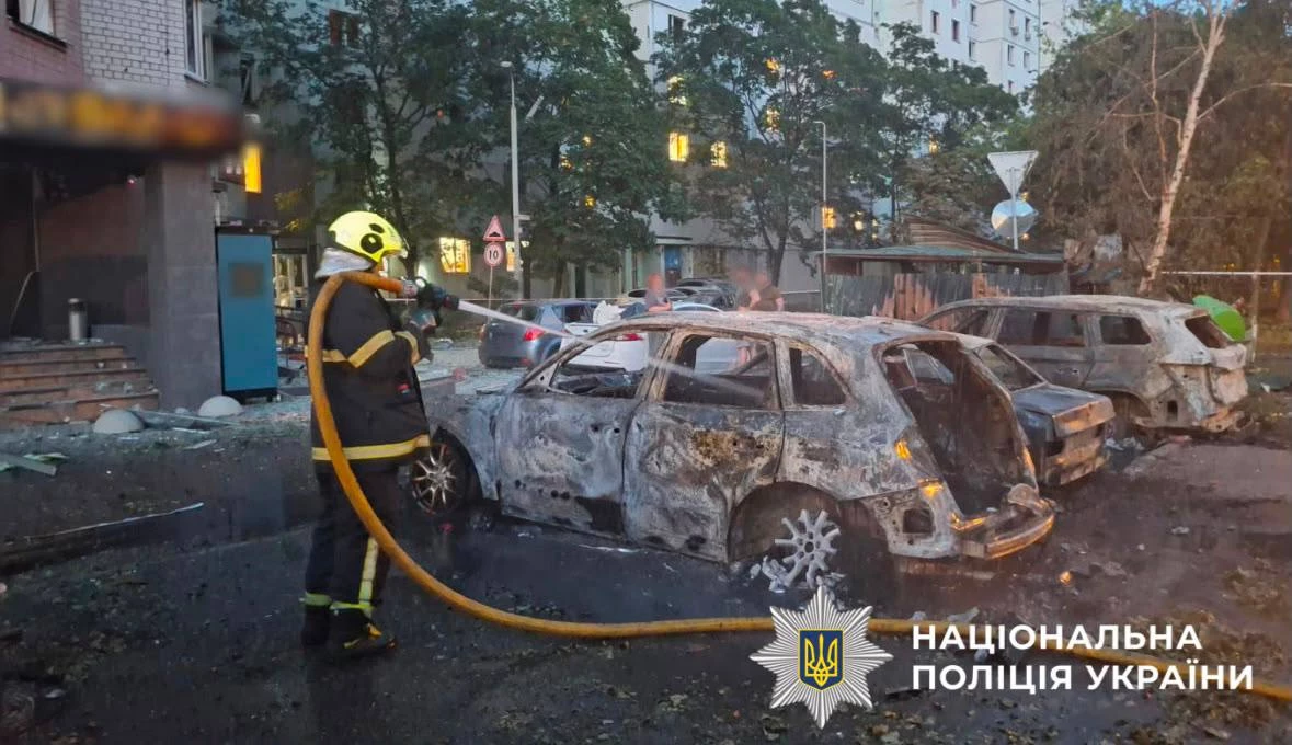У столиці документують наслідки атаки рф: пошкодження зафіксували в семи районах Києва