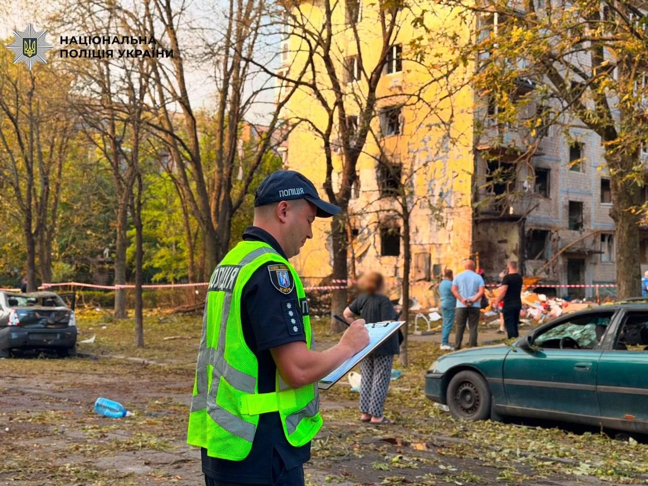 У поліції показали фото наслідків нічної атаки рф на Київ