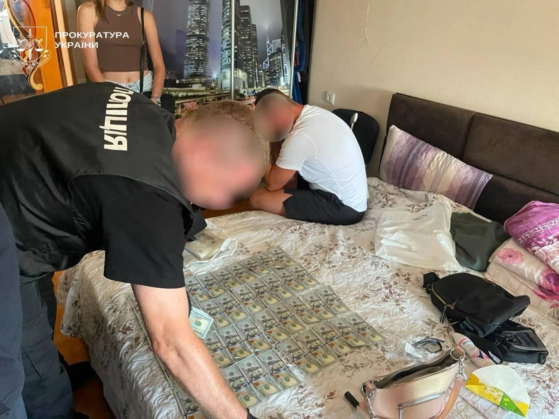 Обшуки провели на Черкащині: викрили схему сприяння дезертирству