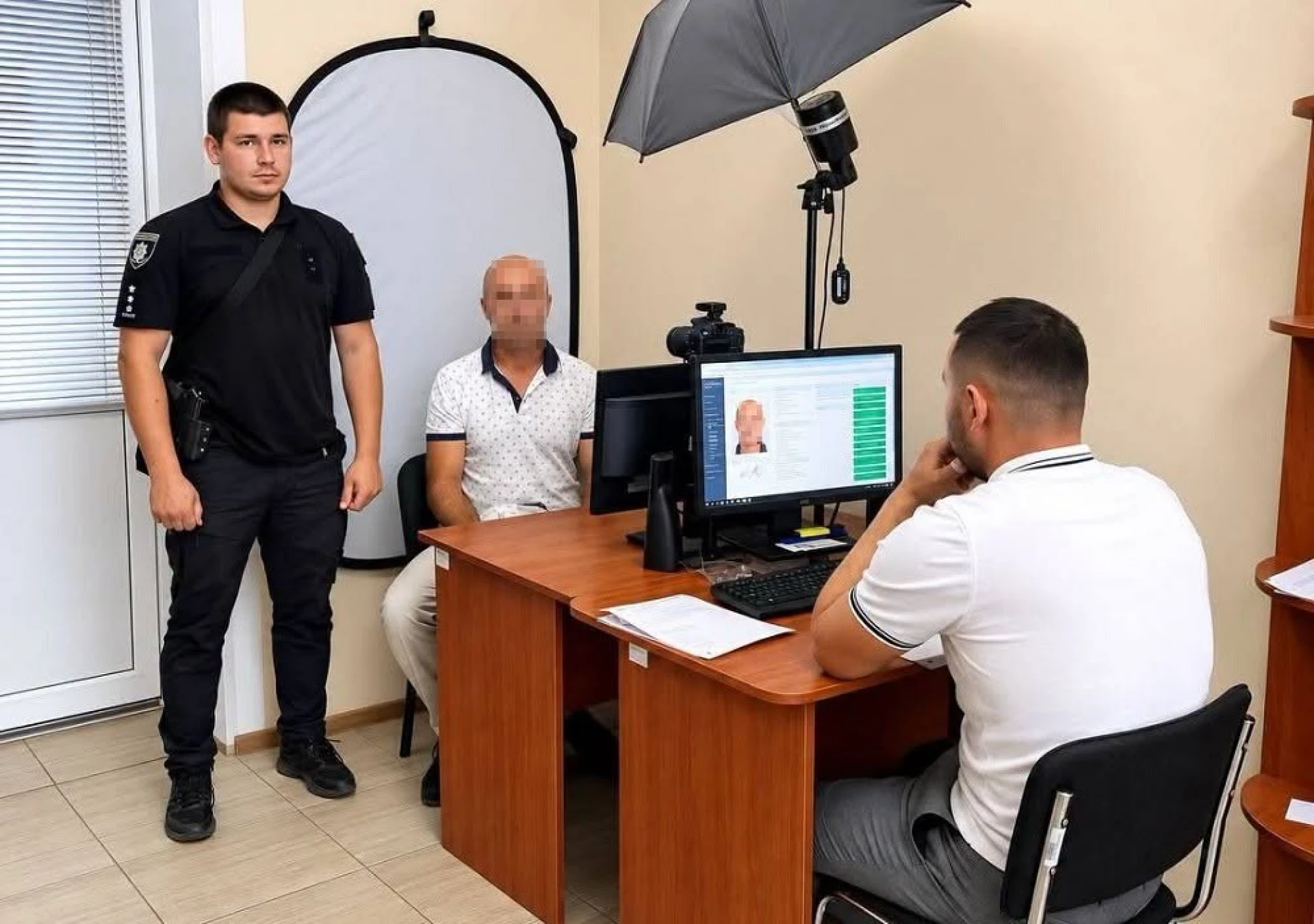Оштрафували іноземця на Черкащині та зобов’язали його виїхати з України до 9 вересня