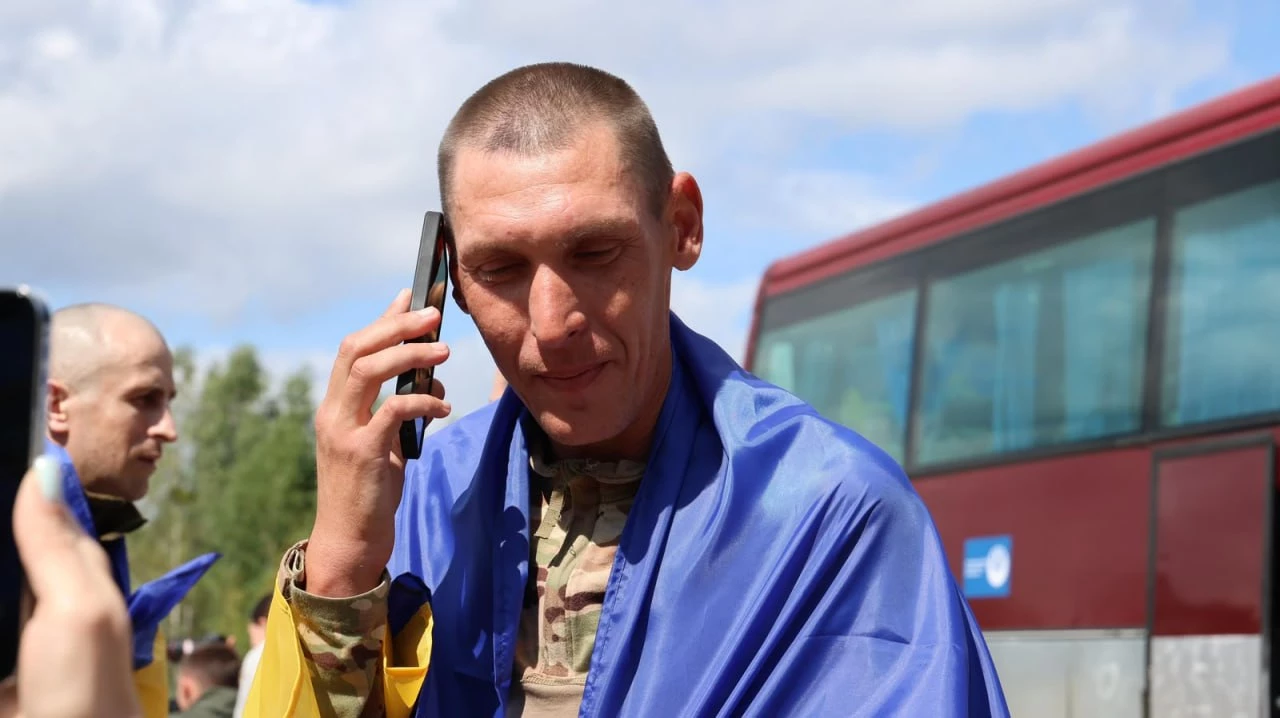 Відбувся обмін полоненими: 103 українці повернулися з неволі РФ