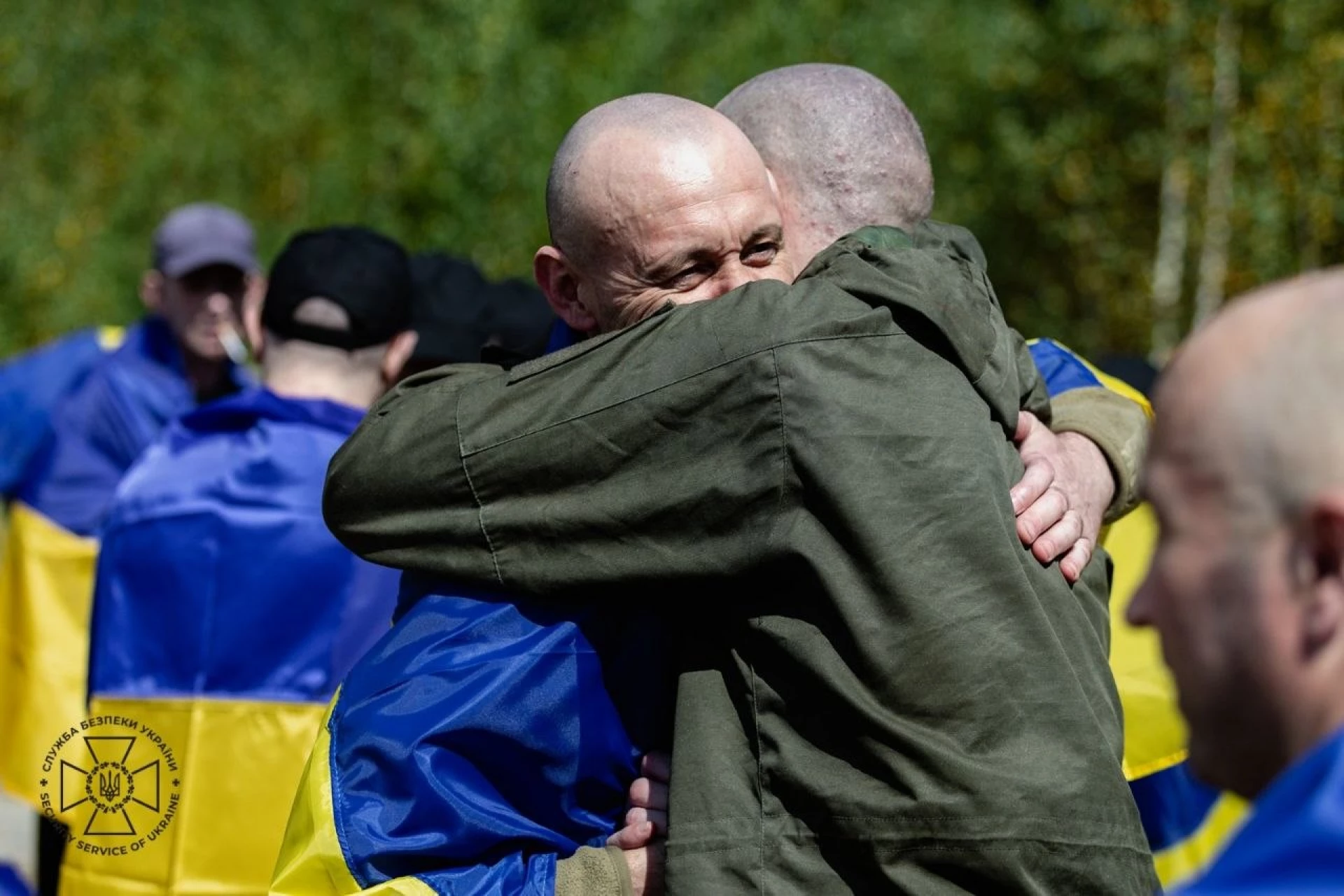 Назвали імена 4 військових з Черкаської області, яких обміняли з Росії. Відео