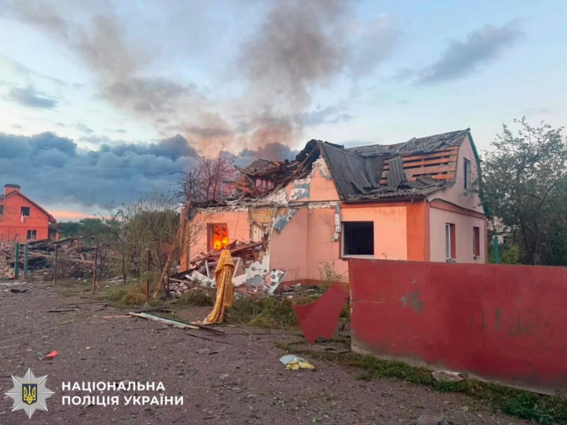 Поліція Київщини документує наслідки атаки рф у області