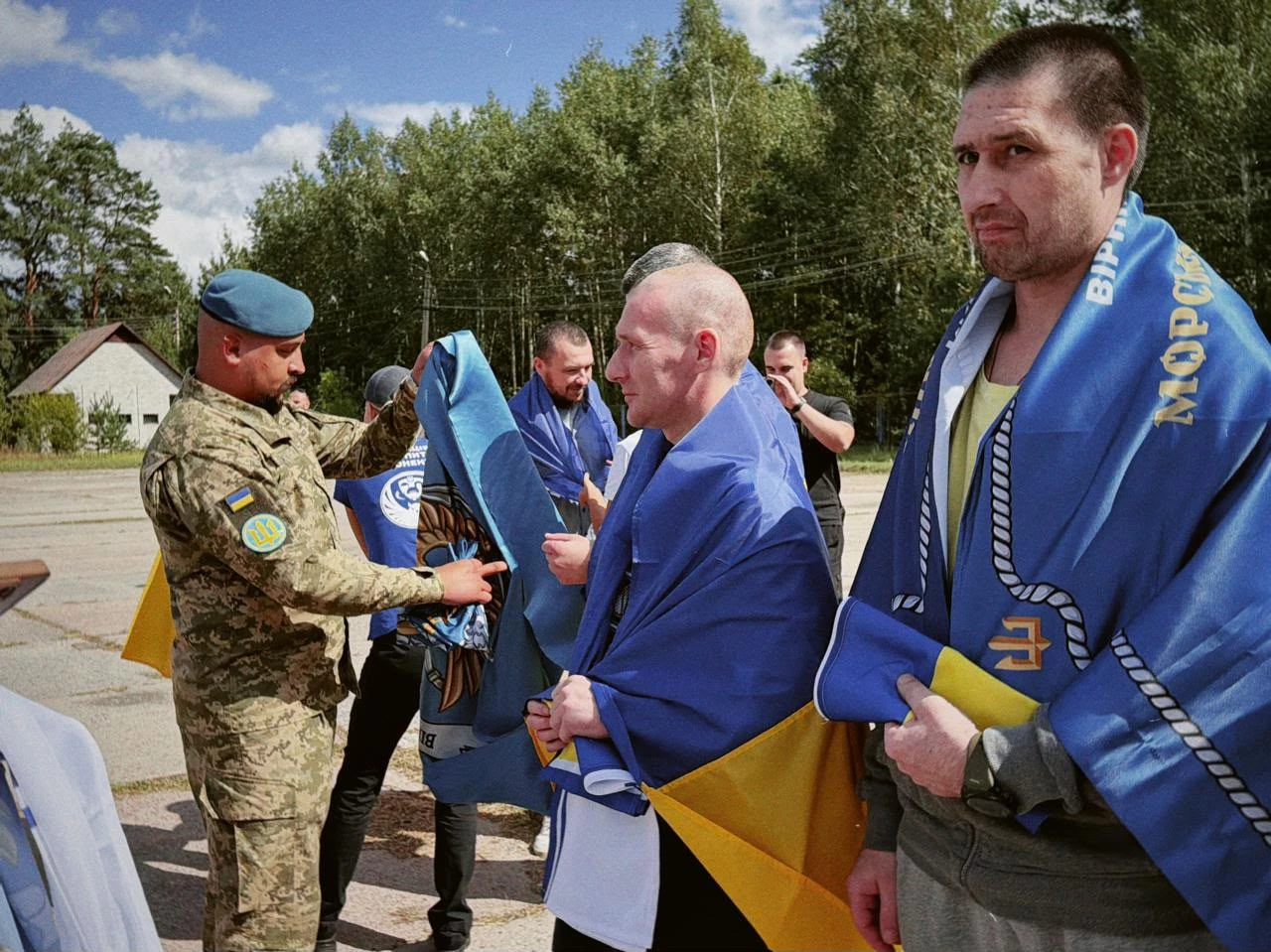 Додому з полону повернулися ще 10 українських воїнів