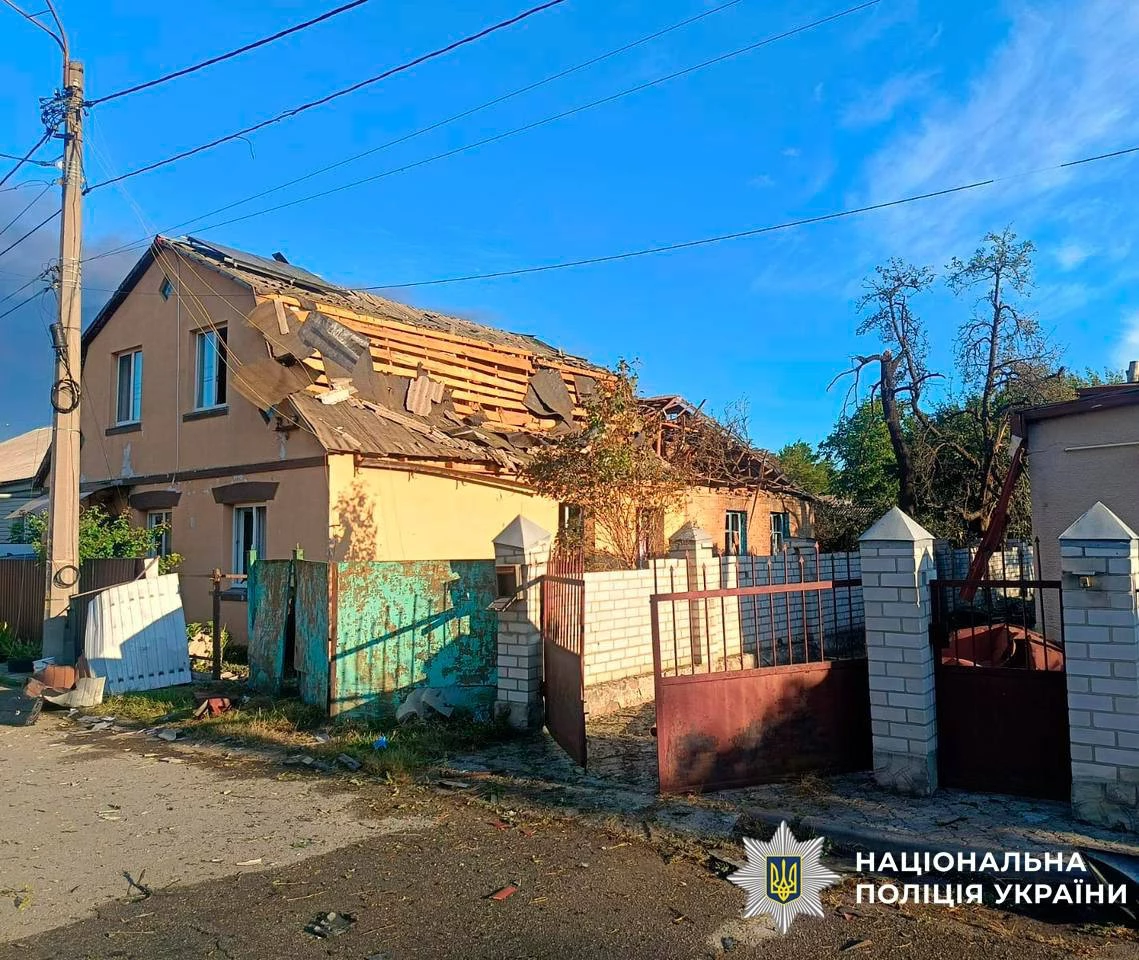 У Києві внаслідок атаки рф постраждали двоє людей, пошкоджено будинки