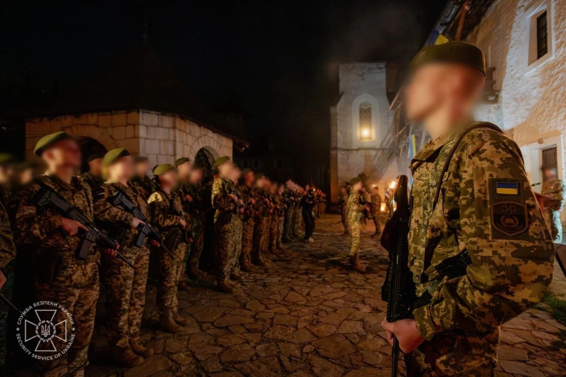 Курсанти Національної академії та Інституту СБУ склали присягу на вірність Українському народові