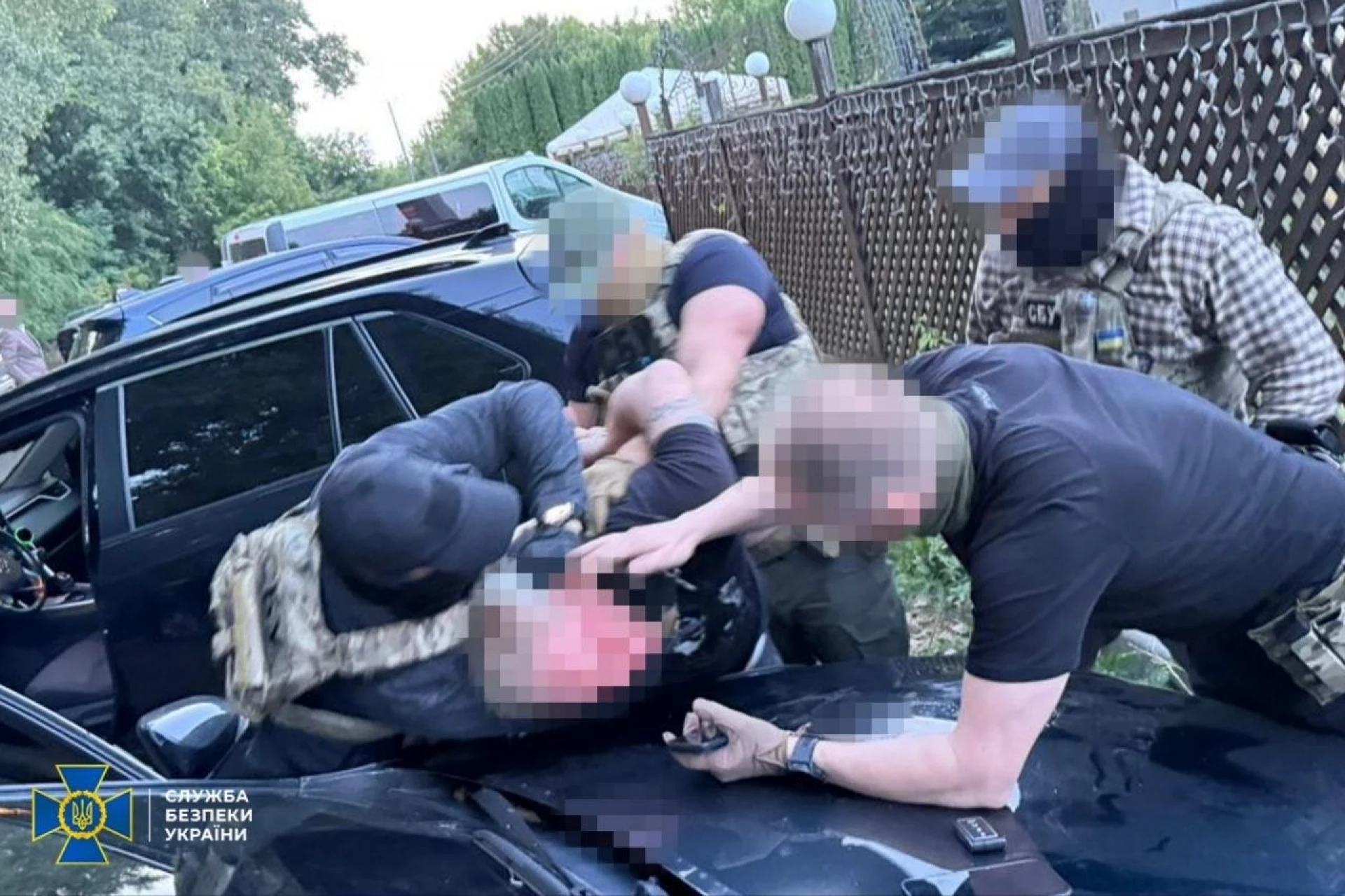 Підрив крана, атаки на ТЦК та помста суддям: на Київщині викрили мережу замовних злочинів