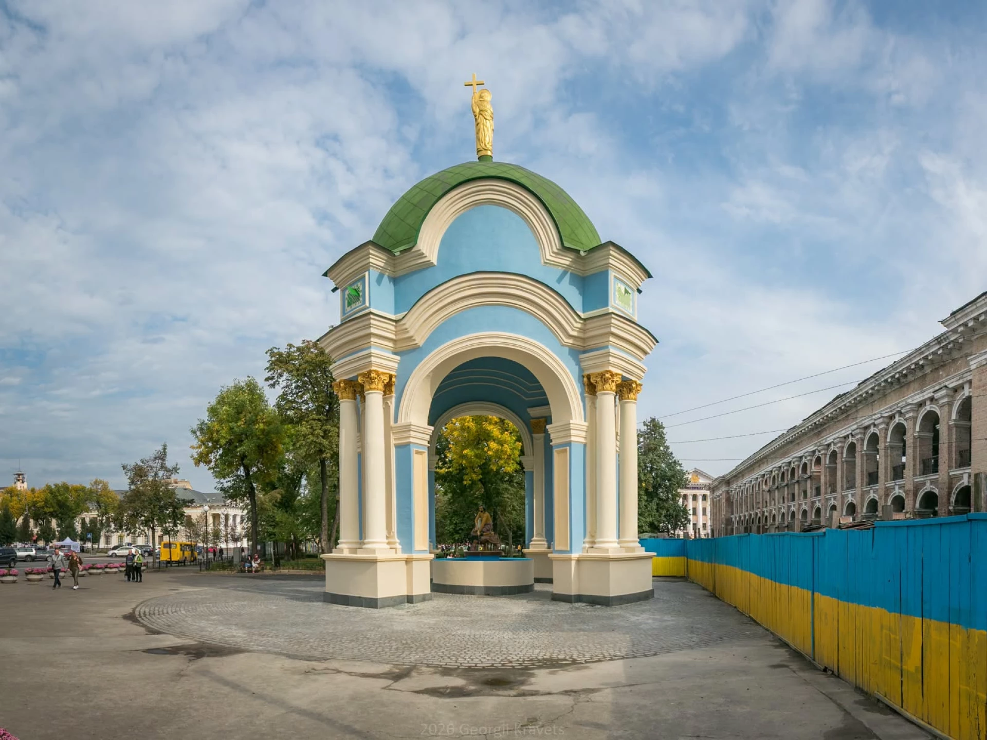 Від «Феліціала» до «Самсона»: історія київського фонтану на Контрактовій площі