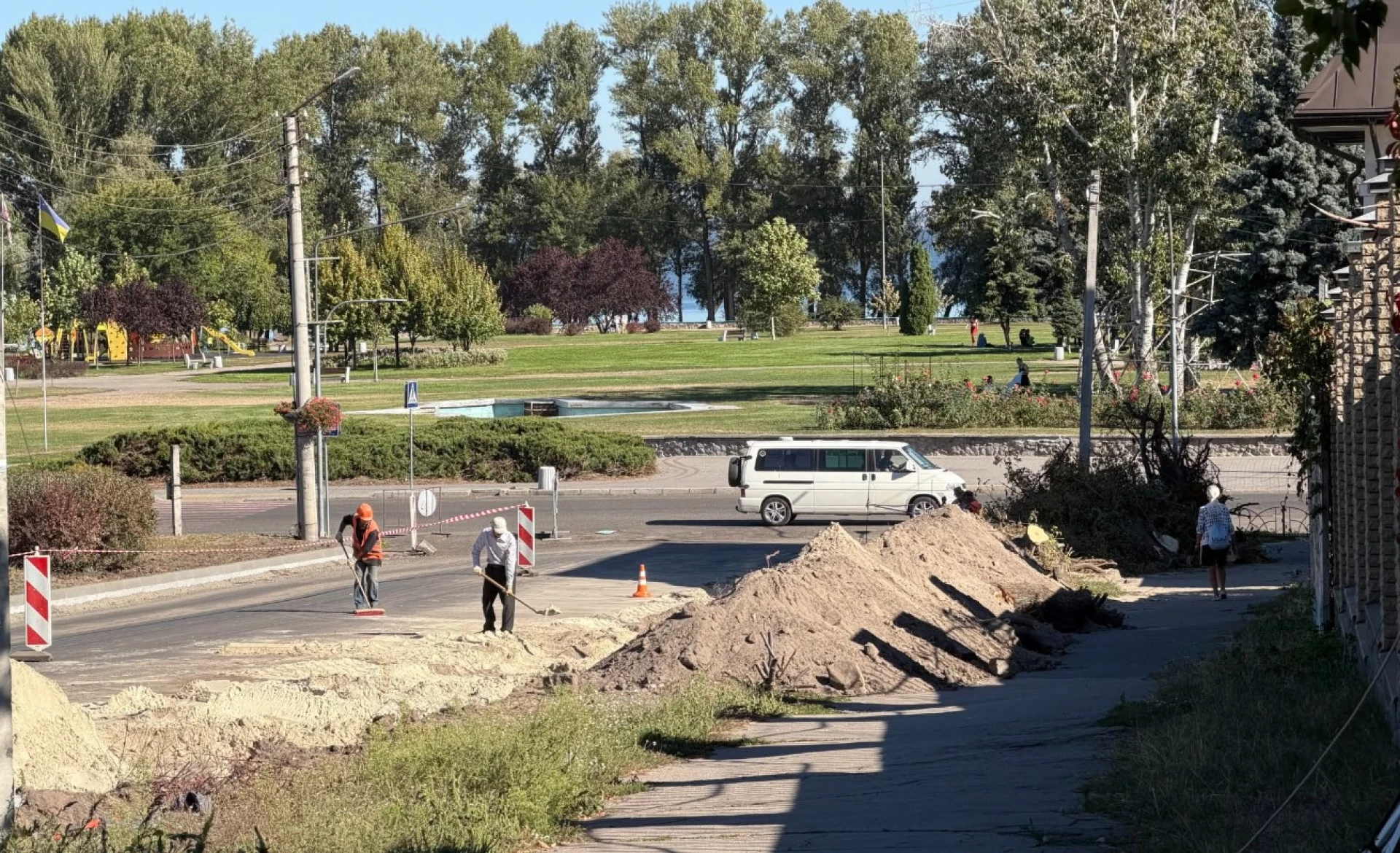 Після ремонту на Замковому узвозі буде три смуги руху